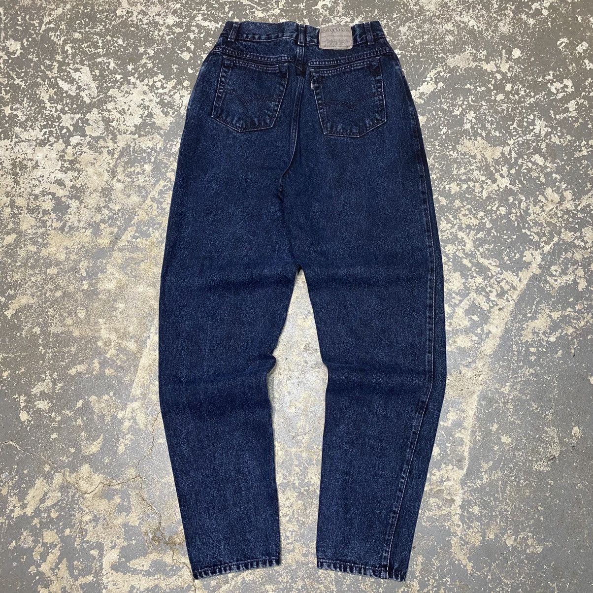 Levi's × Vintage Vintage Levi’s Silvertab 900 Series Navy Baggy Jeans 90s Size US 26 / EU 42 - 1 Thumbnail