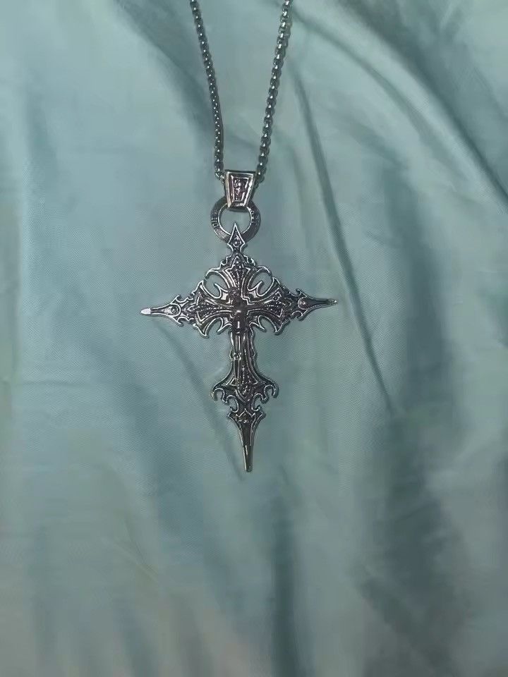 Japanese Brand Gothic Skeleton Cross Necklace Size ONE SIZE - 8 Thumbnail