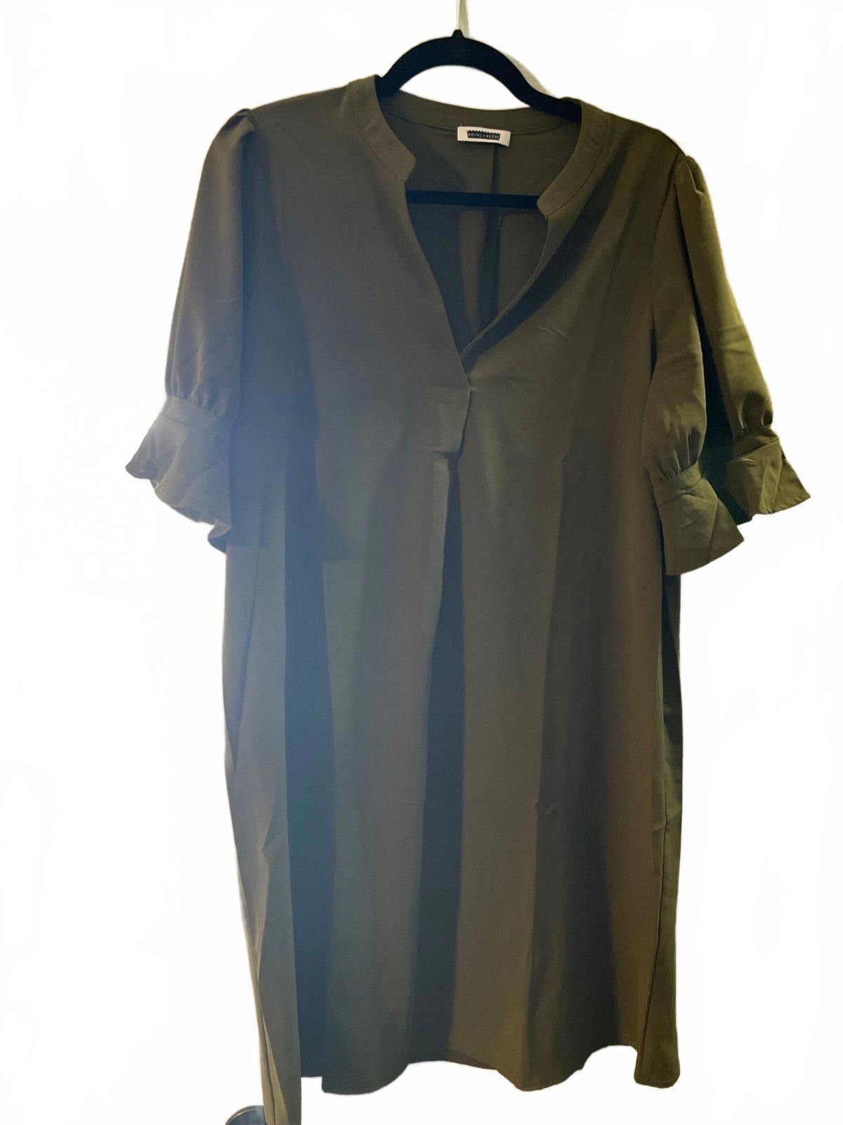 Designer Royal and Reese Chic Olive Green Tunic Dress - Size L Size L / US 10 / IT 46 - 1 Thumbnail