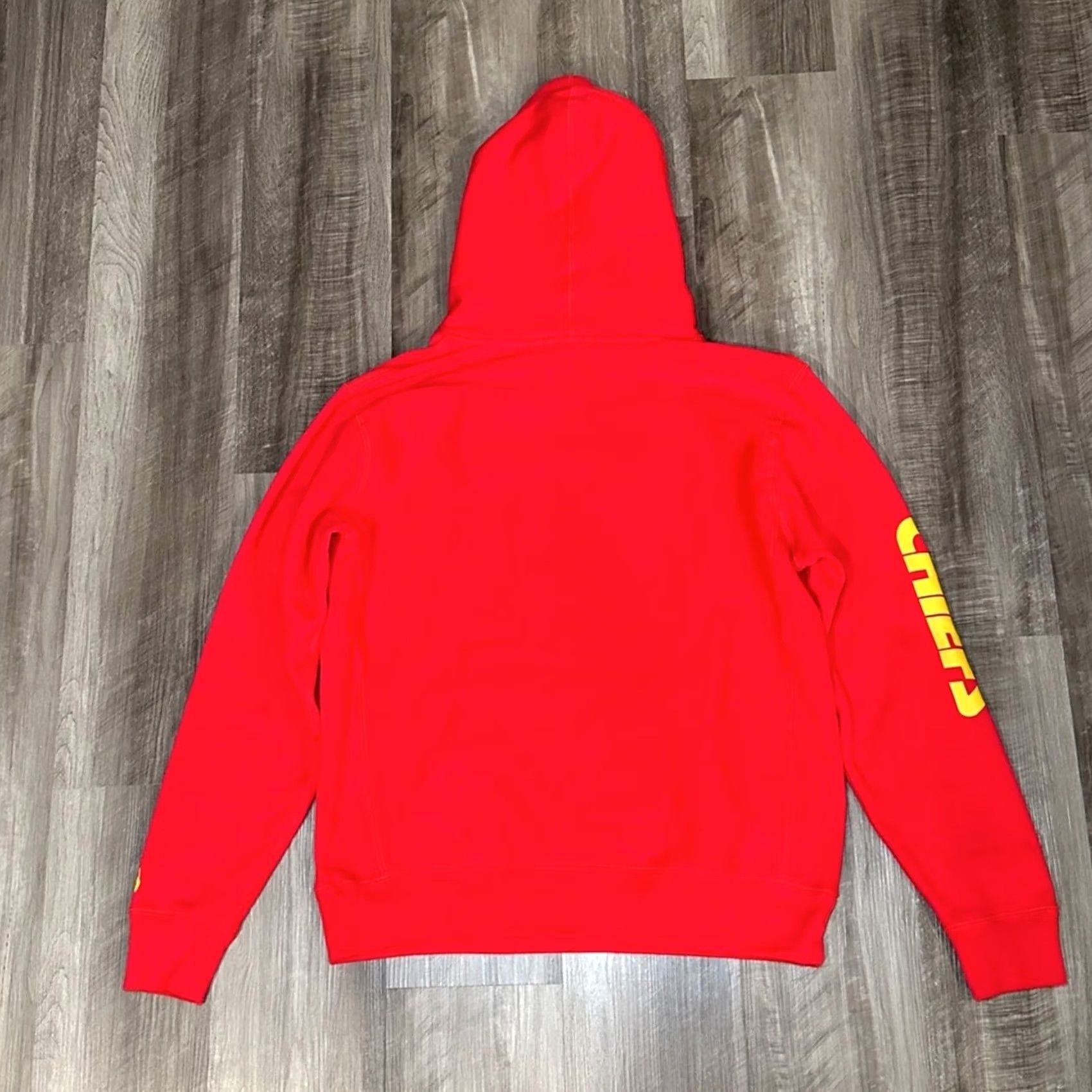 Vintage VINTAGE Kansas City Chiefs Greyson NFL Pullover Hoodie Men's Medium Red Code: MS9285 Size US M / EU 48-50 / 2 - 2 Thumbnail