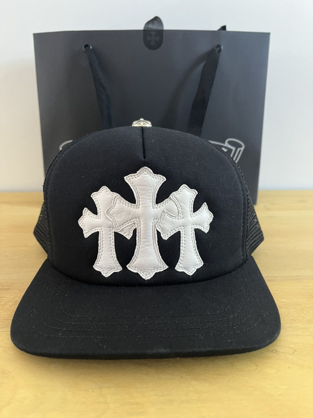 【人気/関税/送料込み】 Chrome Hearts Cemetery Trucker Hat Bl Chrome Hearts Cemetery Hat | Grailed