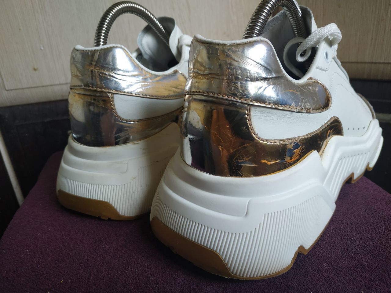 Dolce & Gabbana Dolce & Gabbana Daymaster Womens White Gold Sneakers 7 IT Size US 10 / IT 40 - 13 Thumbnail
