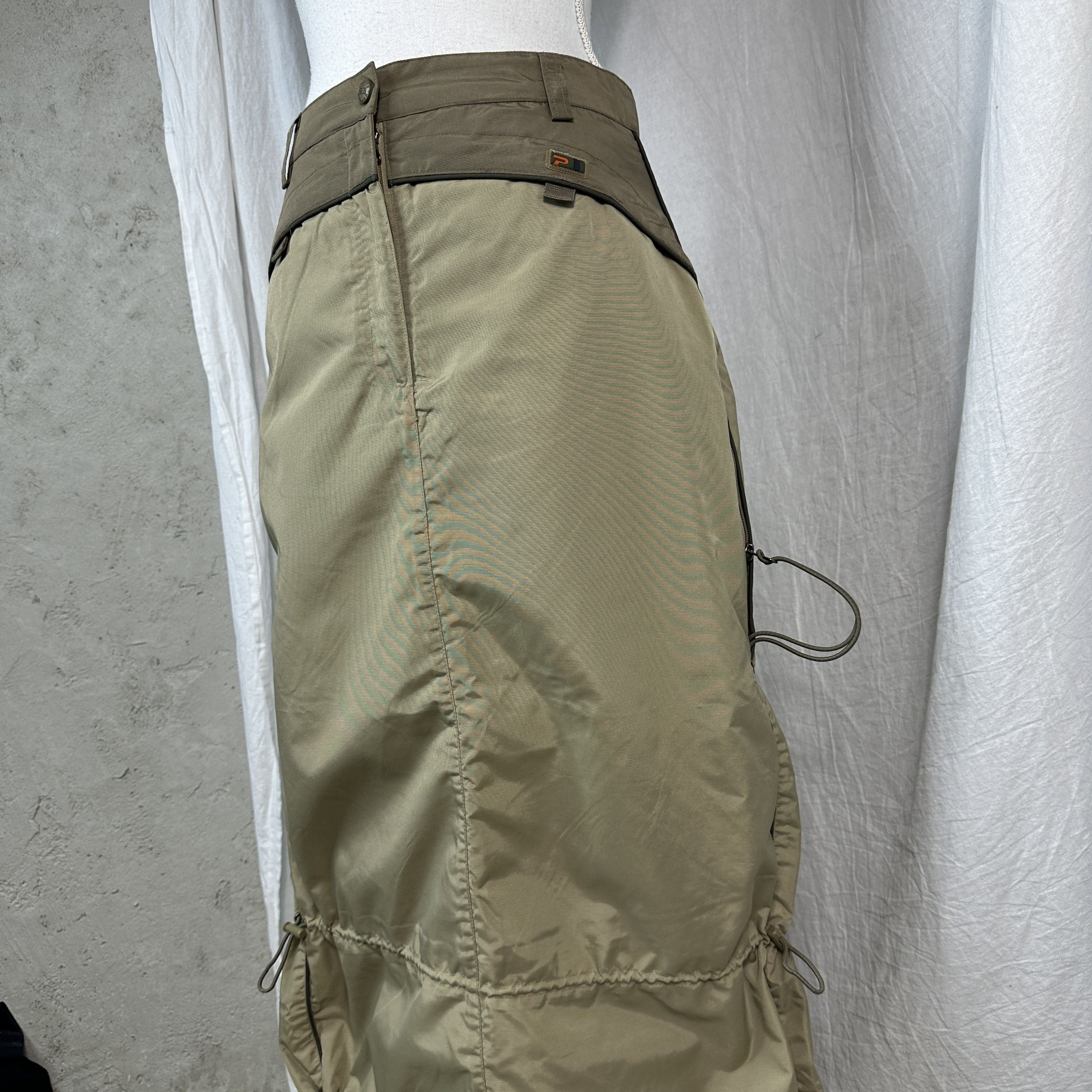 Vintage Vintage Avant Garde Y2K Gorpcore Nylon Skirt with cuffs Size 28" / US 6 / IT 42 - 2 Thumbnail