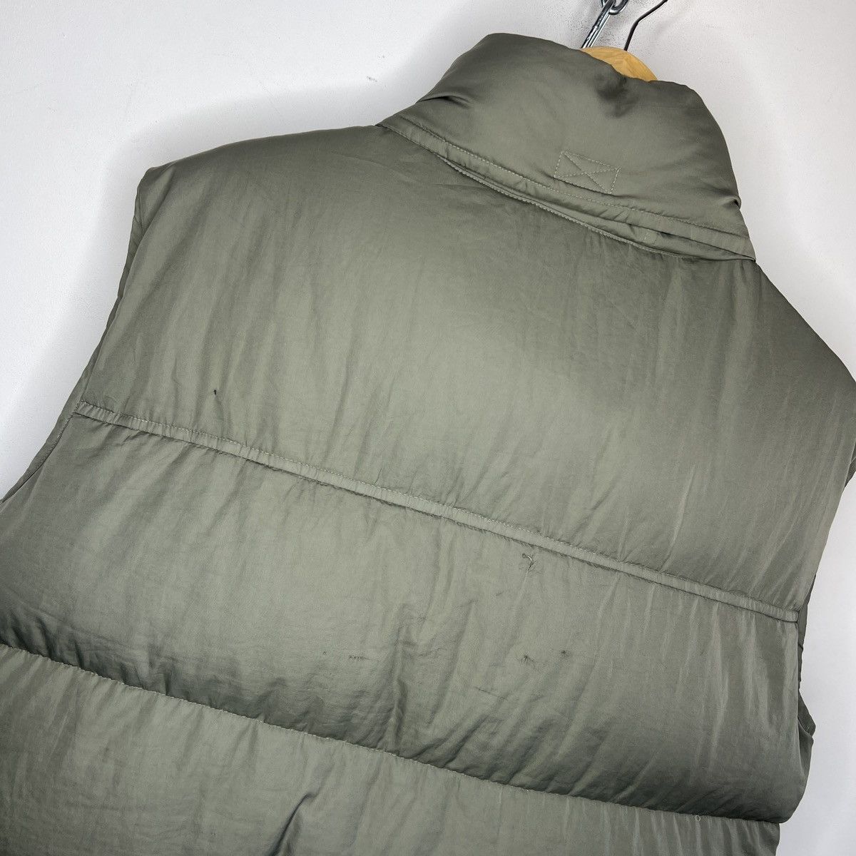 Nike × Vintage NIKE VINTAGE PUFFER VEST Y2K STYLE DRILL Size US L / EU 52-54 / 3 - 10 Thumbnail