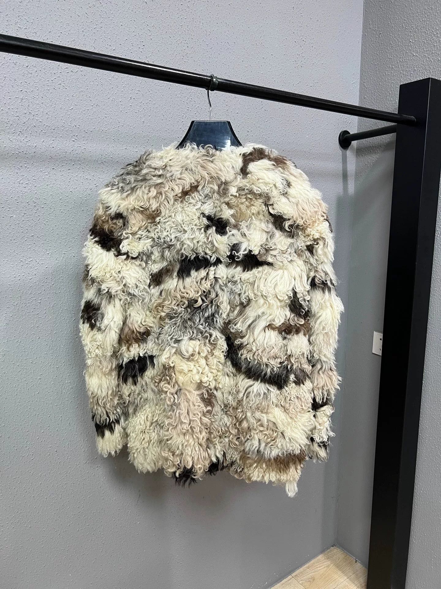 Celine Celine Cow Print Patchwork Crew Neck Fur Coat Size US M / EU 48-50 / 2 - 2 Thumbnail