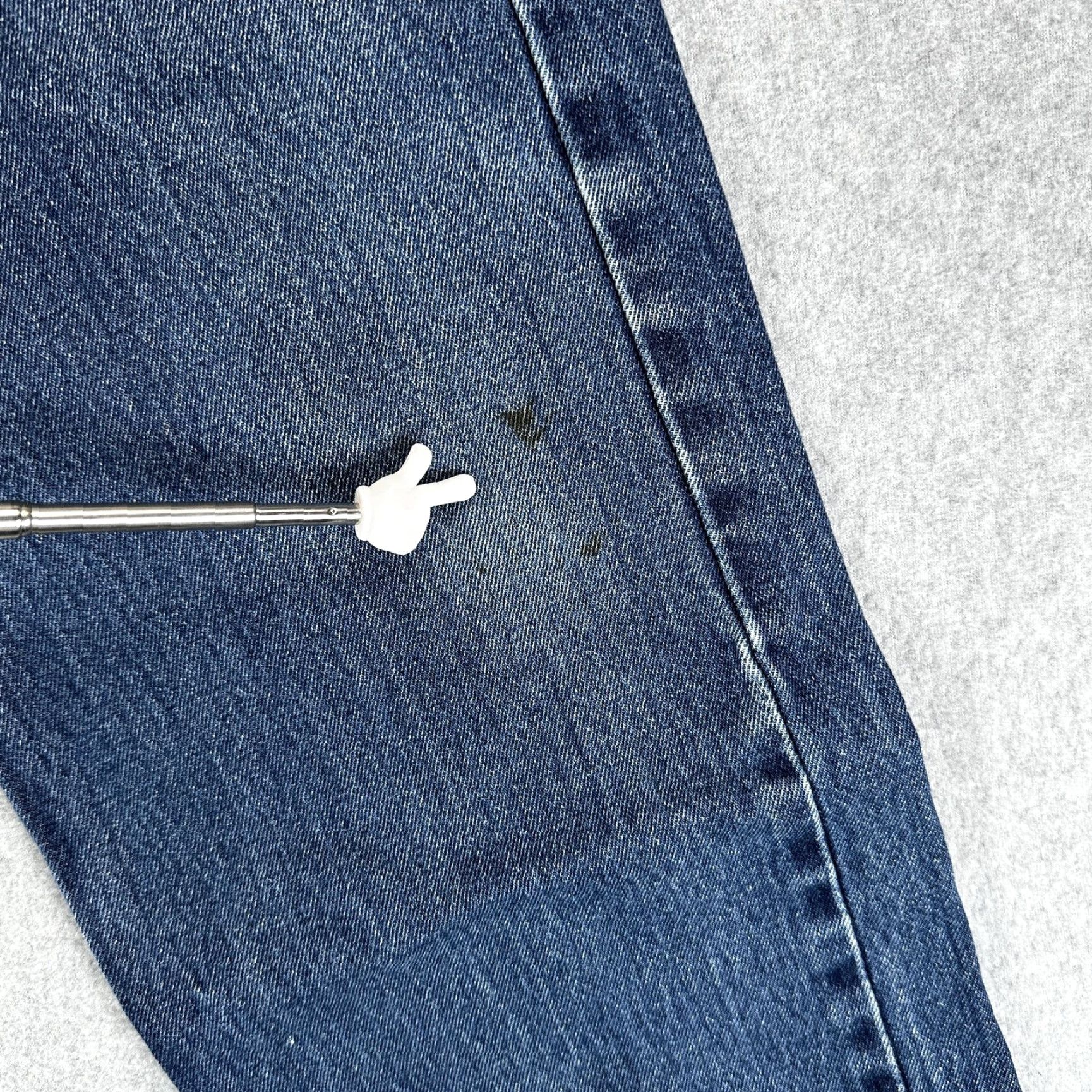 Levi's Levis 505 Jeans Mens 38x32 Blue Straight Regular Fit Medium Wash Denim Pants Size US 38 / EU 54 - 6 Thumbnail