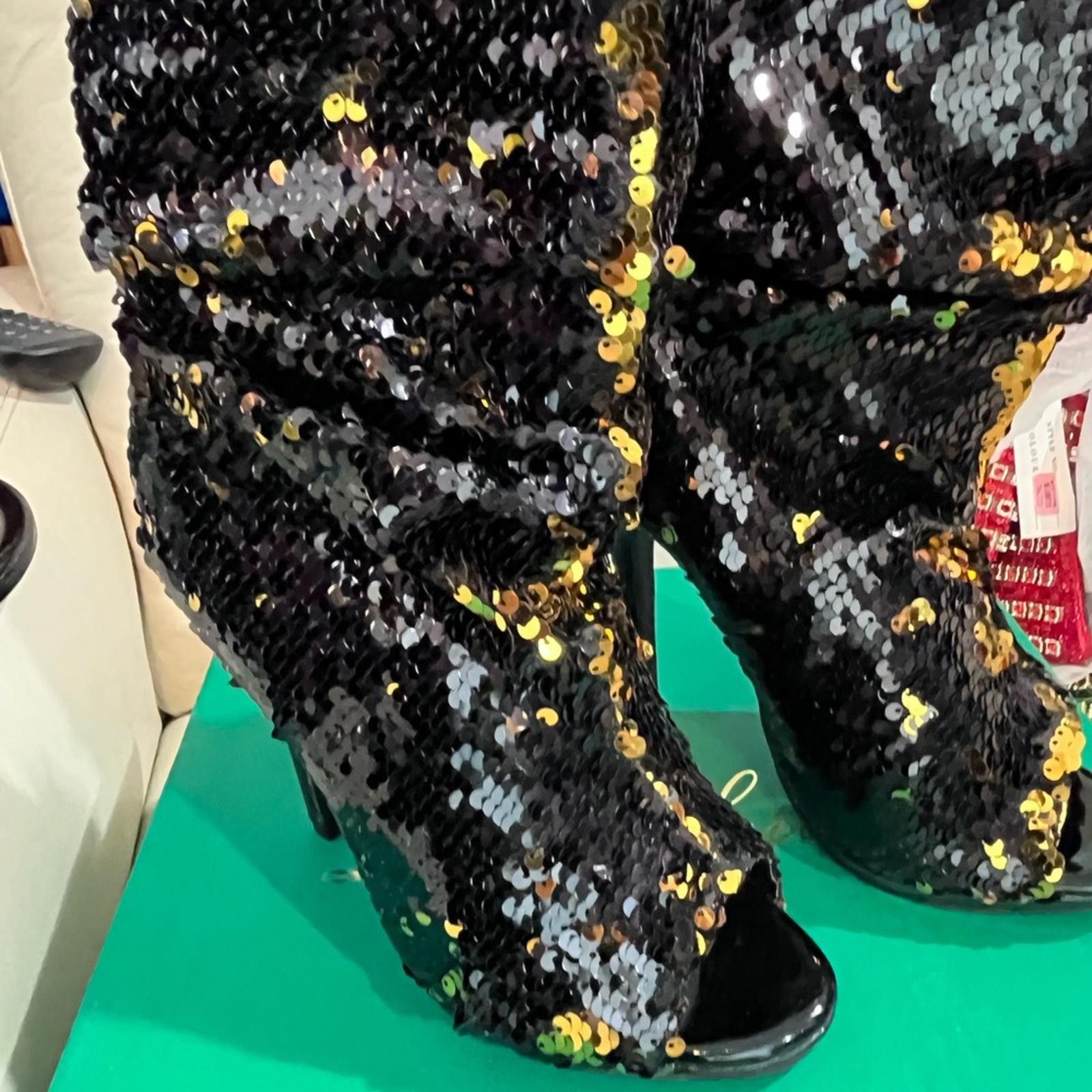 Other Lauren Lorraine Black and Gold Sequin Heeled Boots Size US 5.5 / IT 35.5 - 1 Thumbnail