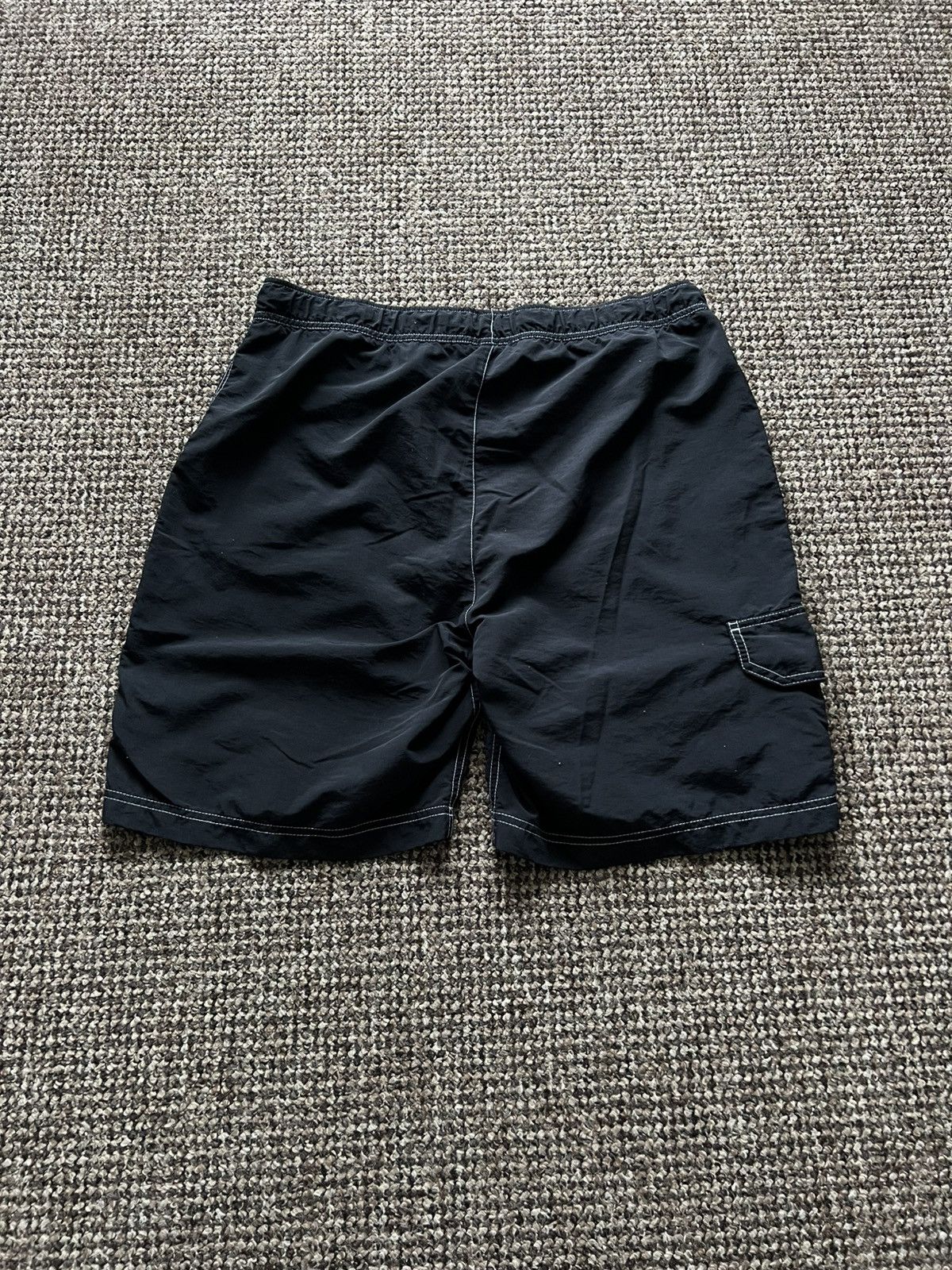 Nike Vintage Nike Cargo Shorts Y2K L Black Size US 34 / EU 50 - 12 Thumbnail