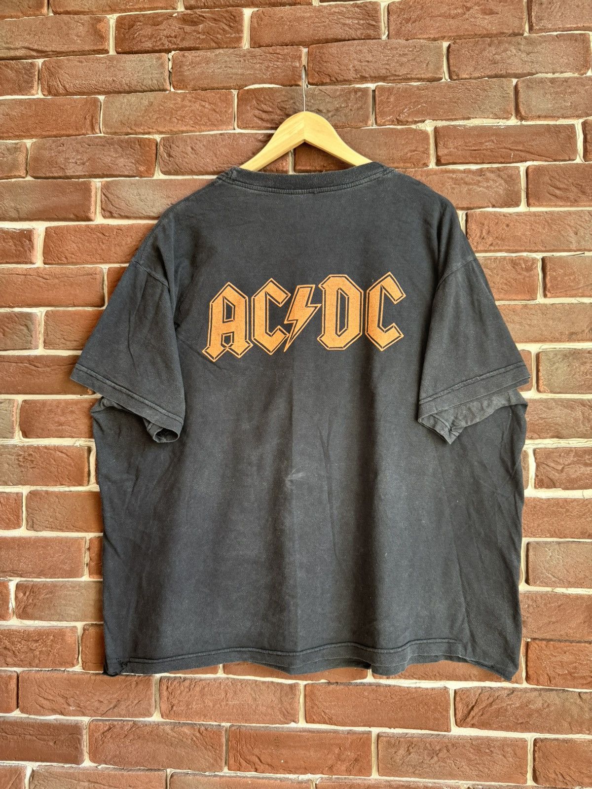 Vintage Vintage AC DC Ballbreaker 90s Rock Band Tour t shirt XL Blac Size US XL / EU 56 / 4 - 2 Thumbnail