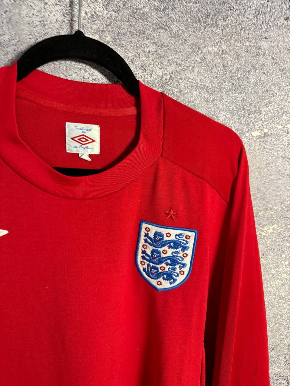 Vintage England National Team 2010 Umbro Soccer Jersey large Size US L / EU 52-54 / 3 - 6 Thumbnail
