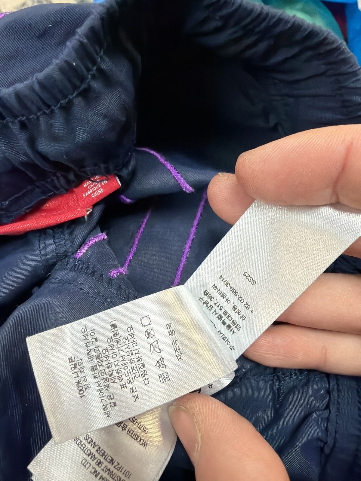 Supreme Supreme script nylon shirt purple navy Size US 36 / EU 52 - 3 Thumbnail