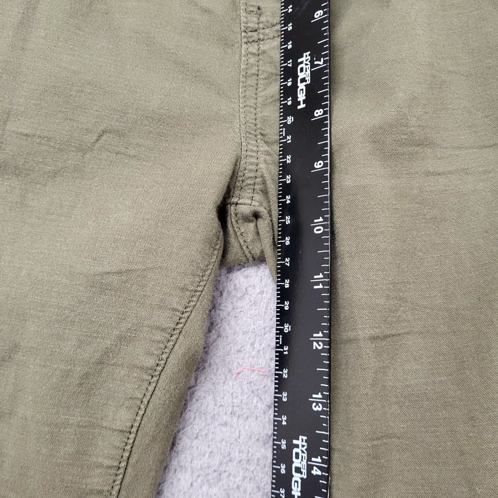 Levi's Levi's Joggers Women's Size S Green Paper Bag Stretch Street Style Chic Tapered Leg Front Flat Front Pockets Elastic Waist Casual Fall Winter Spring Size 28" / US 6 / IT 42 - 7 Thumbnail