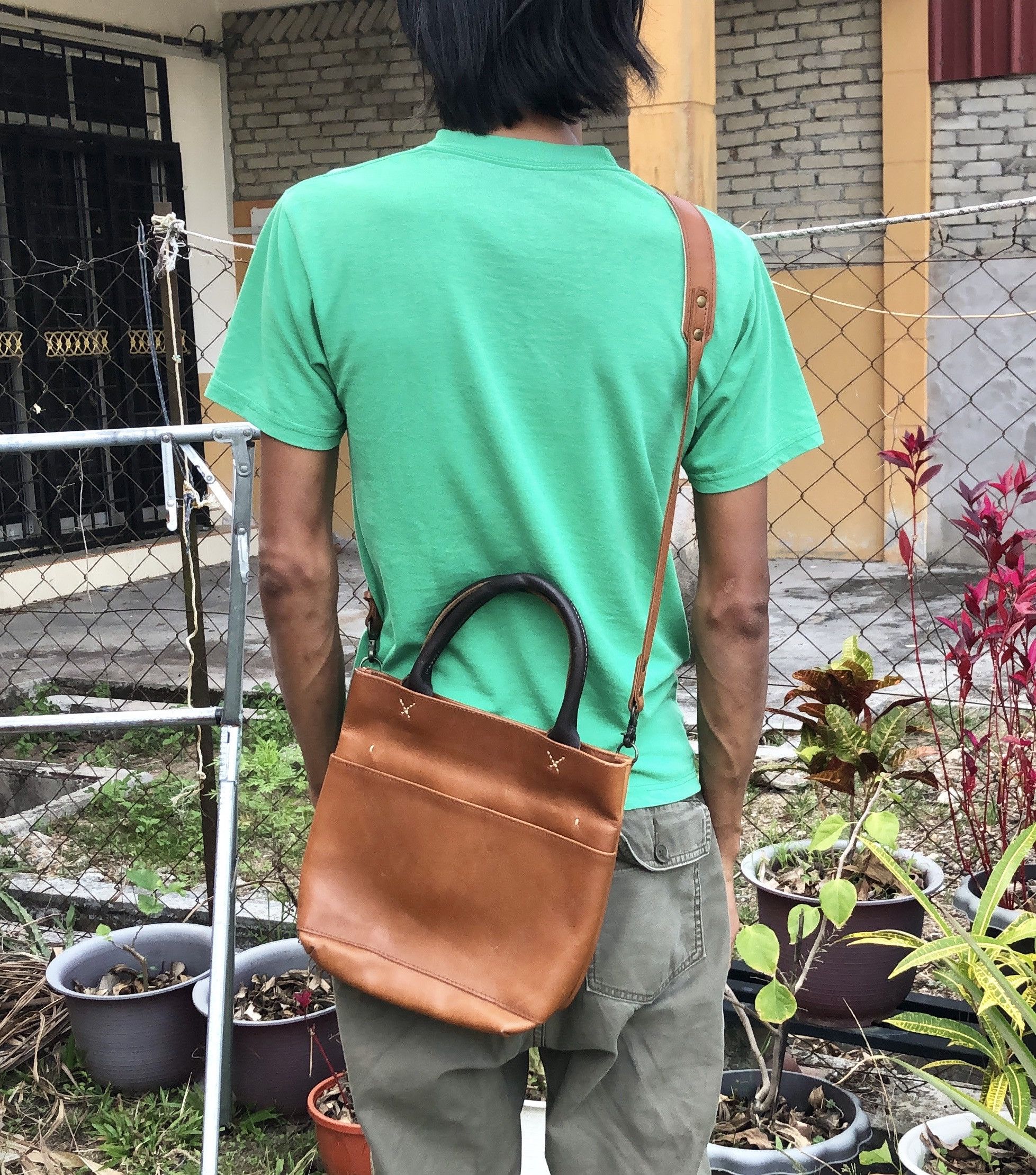 Genuine Leather HANDMADE LEATHER SLING TOTEBAG Size ONE SIZE - 9 Thumbnail