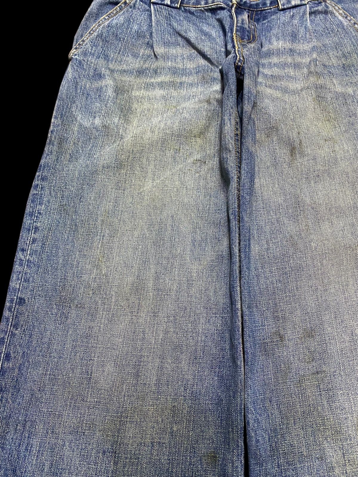 Japanese Brand Vintage Japanese Brand Sweat & Tailoring Dirty Baggy Jeans Size US 29 - 7 Thumbnail