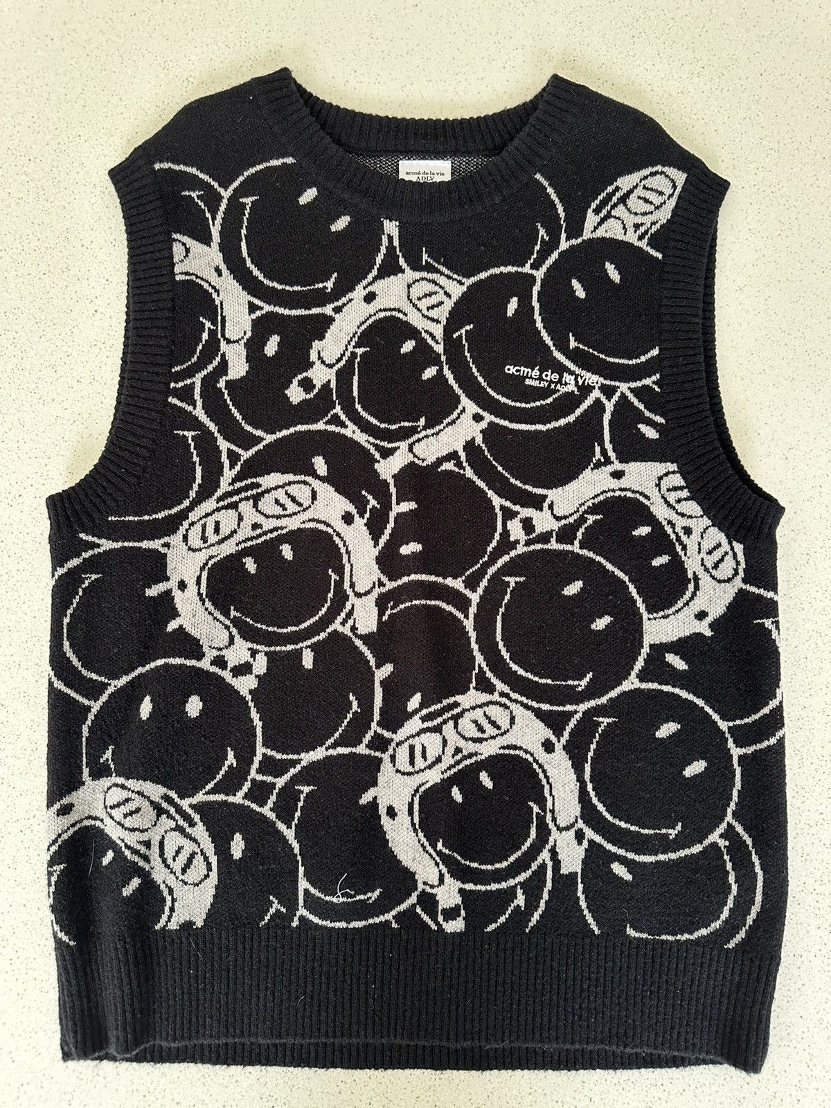 Acme Clothing Acmé De La Vie Smiley Knitted Vest Size US L / EU 52-54 / 3 - 1 Thumbnail