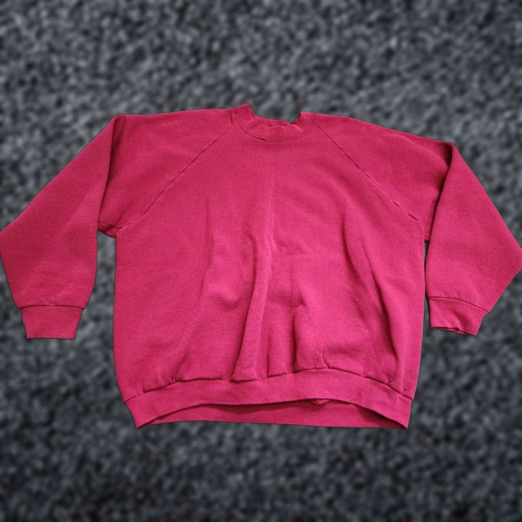 Fruit Of The Loom VINTAGE Fruit Of The Loom Sweatshirt 2XL Unisex Adults Crewneck Burgundy Red USA Blank 80s Womens 2XL Sweatshirt Crewneck Vintage 80s Size XXL / US 16-18 / IT 52-54 - 1 Thumbnail