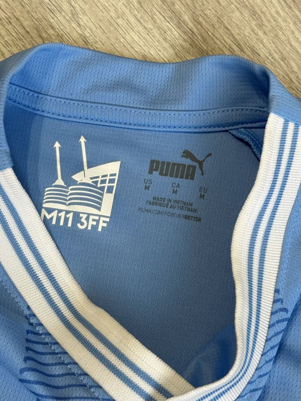 Puma 🔷Puma Manchester City 2023/24 Soccer jersey🔷 Size US M / EU 48-50 / 2 - 3 Thumbnail