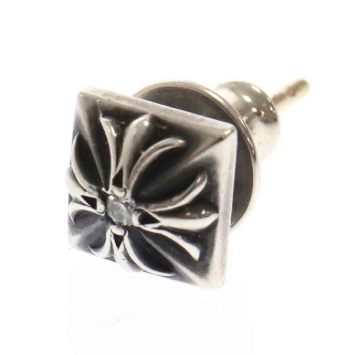 Chrome Hearts cross pyramid stud earring diamond