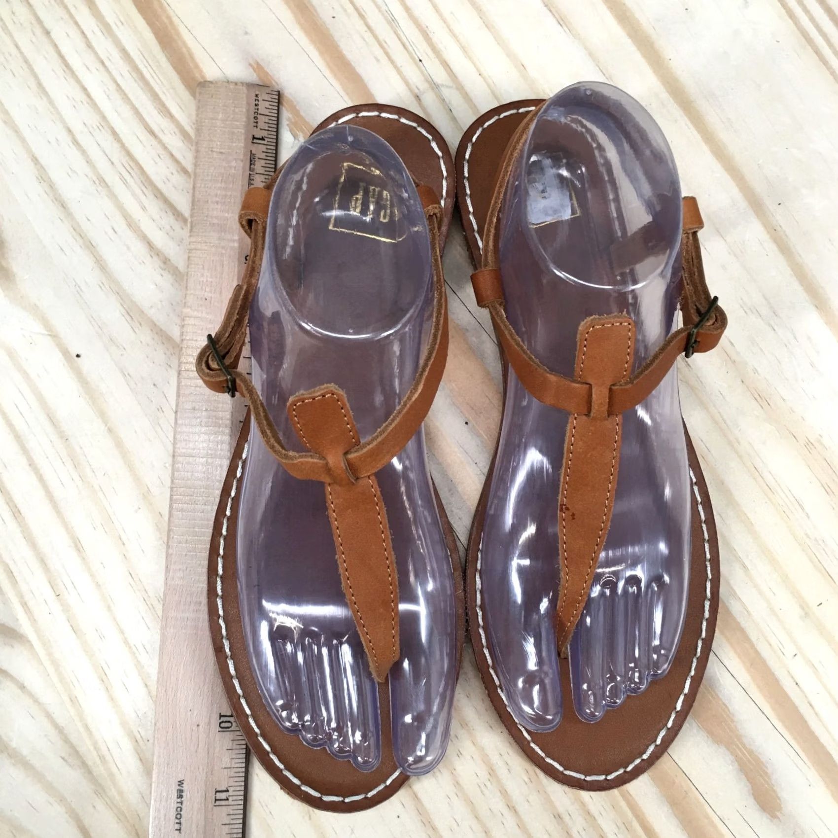 Gap GAP Sandals Womens 8.5 Natural T Strap Thong Brown Leather Buckle Casual Womens Size US 9 / IT 39 - 5 Thumbnail