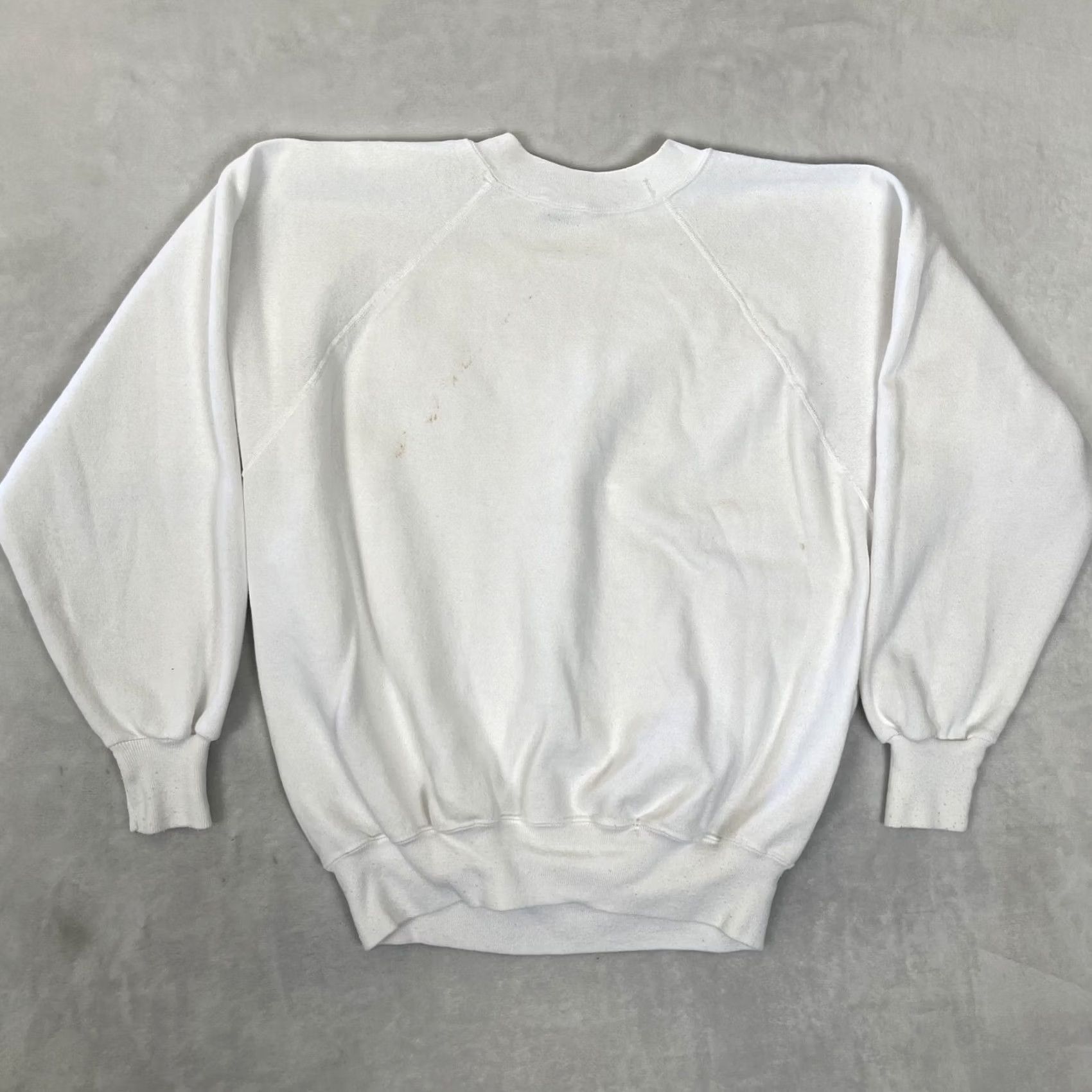 Vintage VINTAGE Ultra Sweats Sweatshirt White Blank Raglan Mens Large Crewneck USA Made Size US L / EU 52-54 / 3 - 6 Thumbnail
