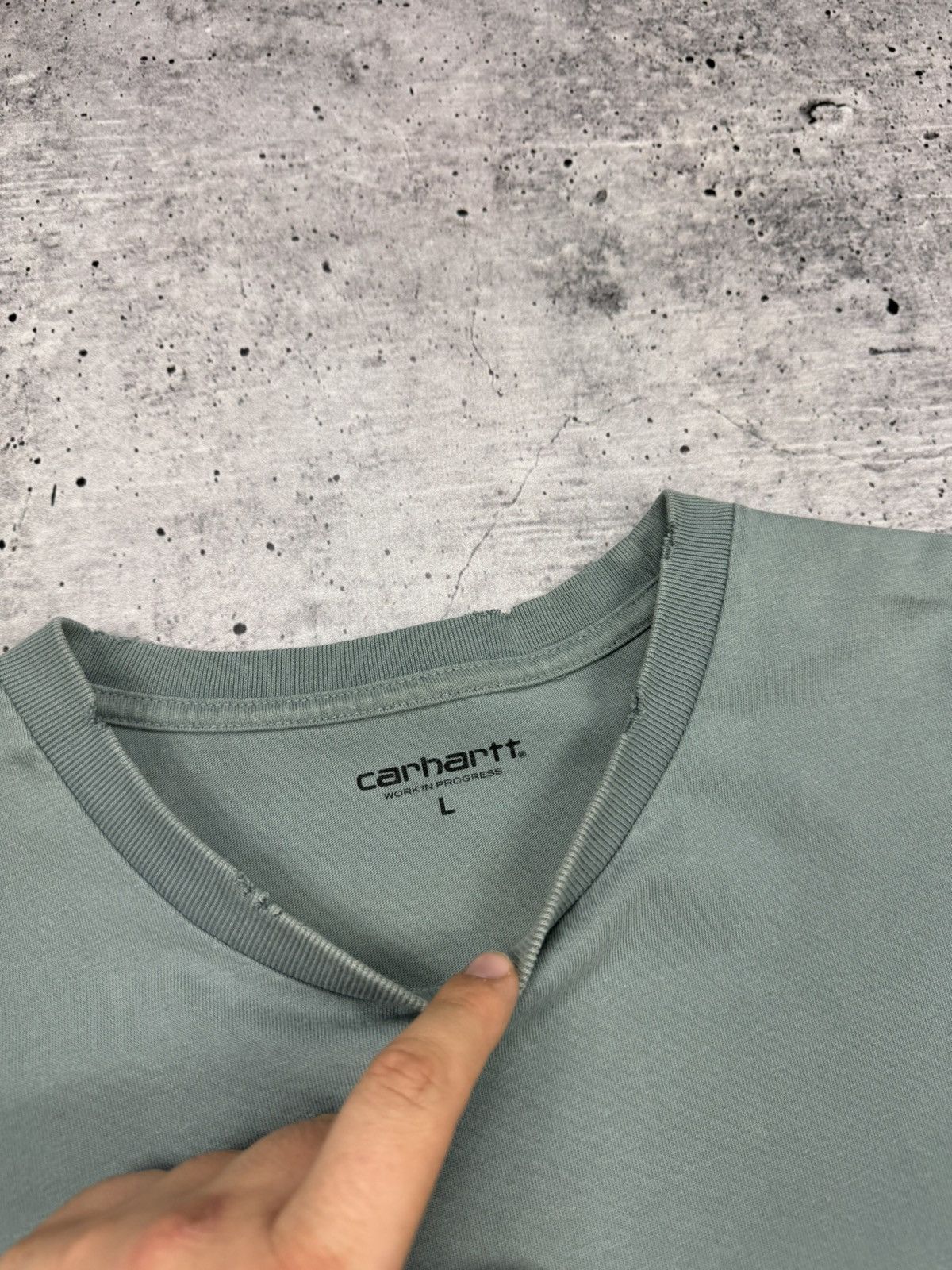 Carhartt × Carhartt Wip × Designer Vintage Y2K Style Carhartt WIP S/S Chase Logo T-Shirt Tee Size US L / EU 52-54 / 3 - 9 Thumbnail