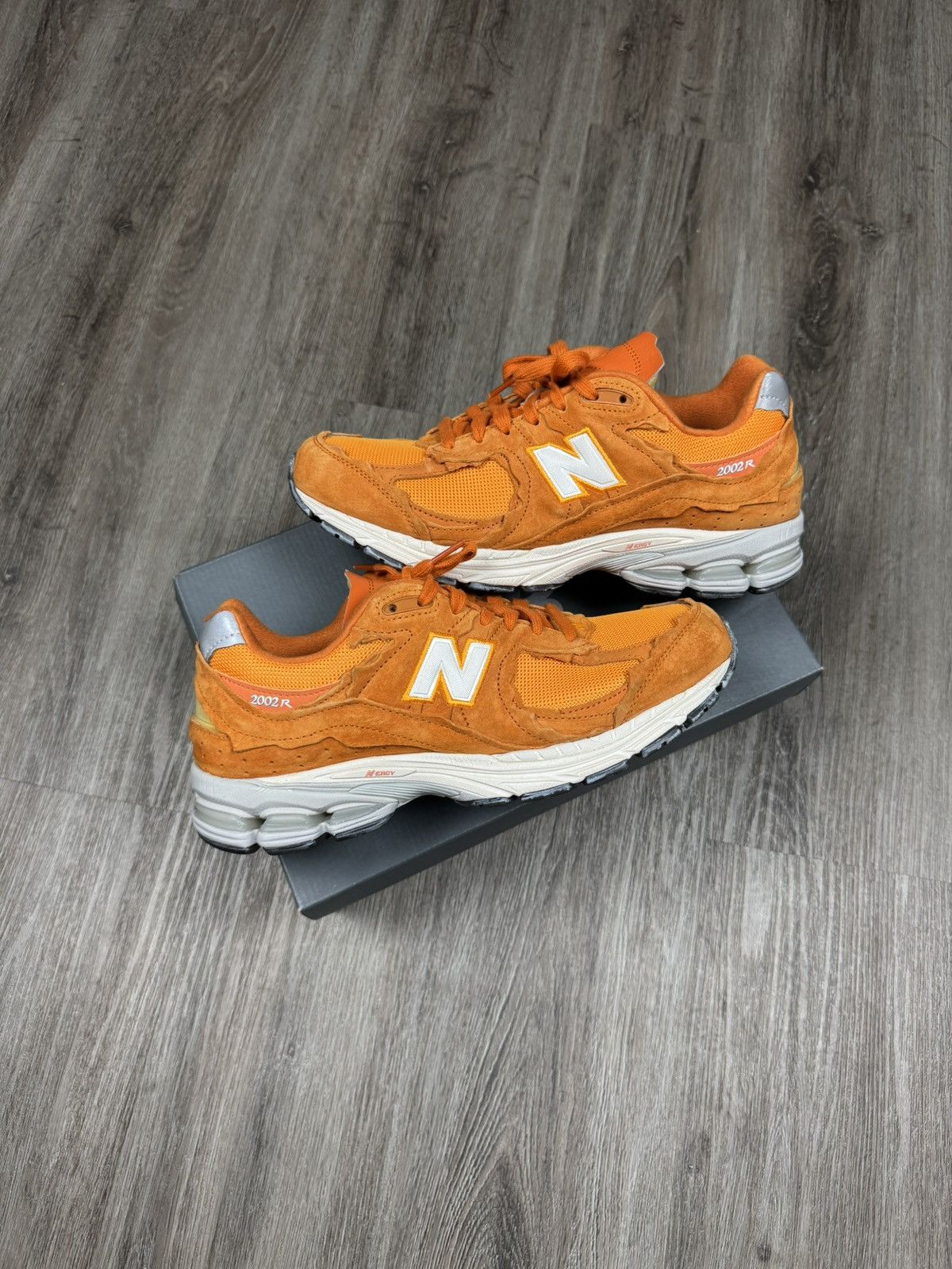 New Balance New Balance 2002R Protection Pack Vintage Orange Size 10.5 Size US 10.5 / EU 43-44 - 1 Thumbnail