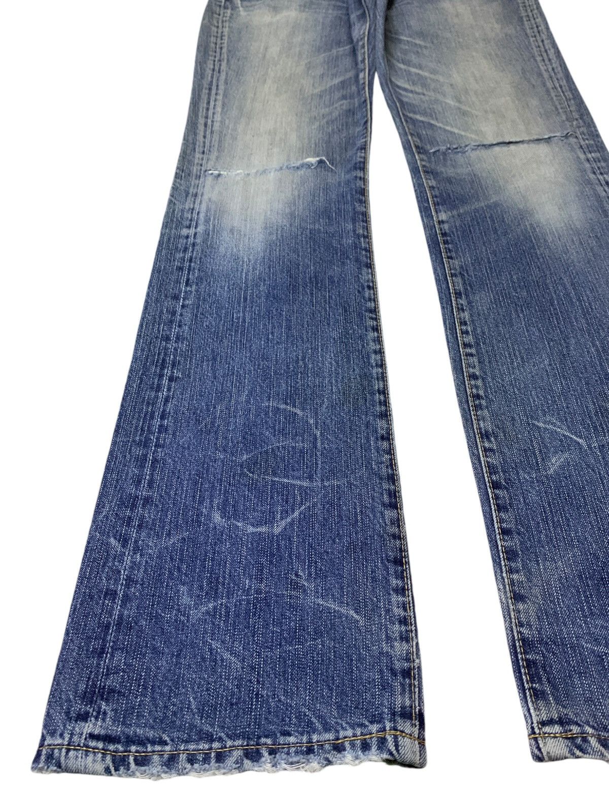 Japanese Brand Vintage Blue Way Faded Wash Distressed Bootcut Jeans Size US 33 - 6 Thumbnail