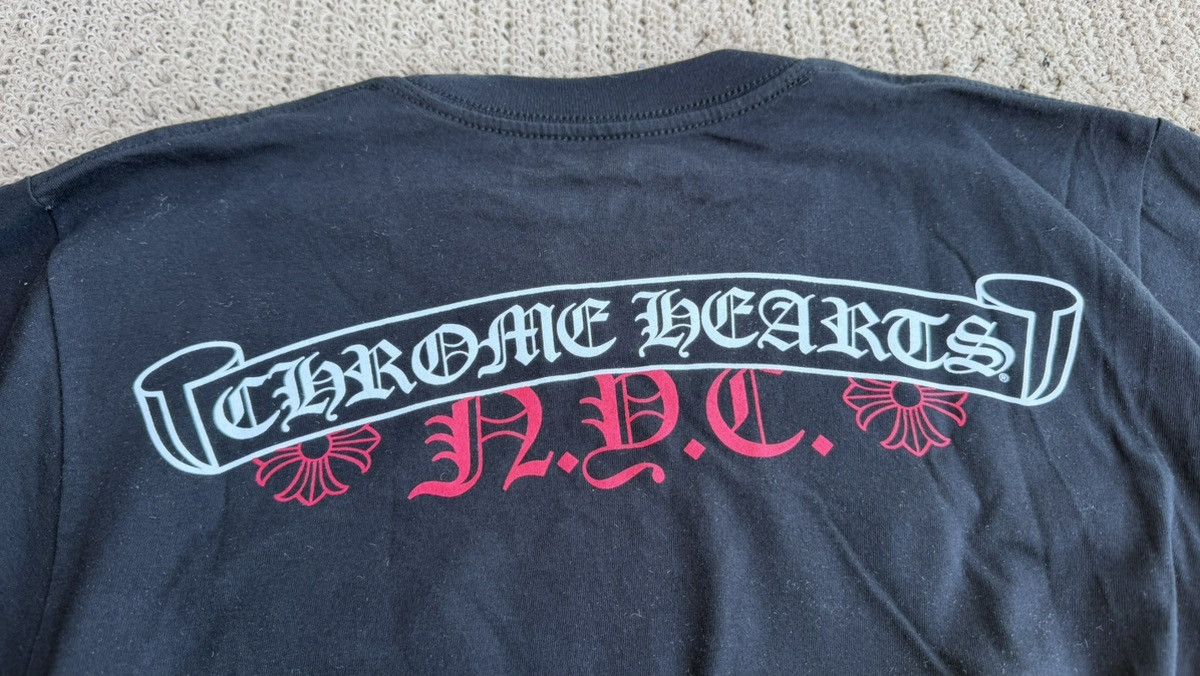 Chrome Hearts NYC Exclusive Scroll Pocket Tee Size US S / EU 44-46 / 1 - 9 Thumbnail