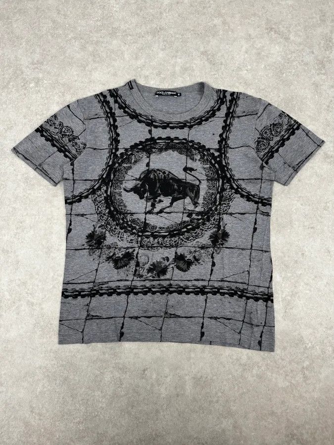 Dolce & Gabbana SS2015 Dolce & Gabbana Grey & Black Bull Corrida T-Shirt Size US S / EU 44-46 / 1 - 1 Thumbnail