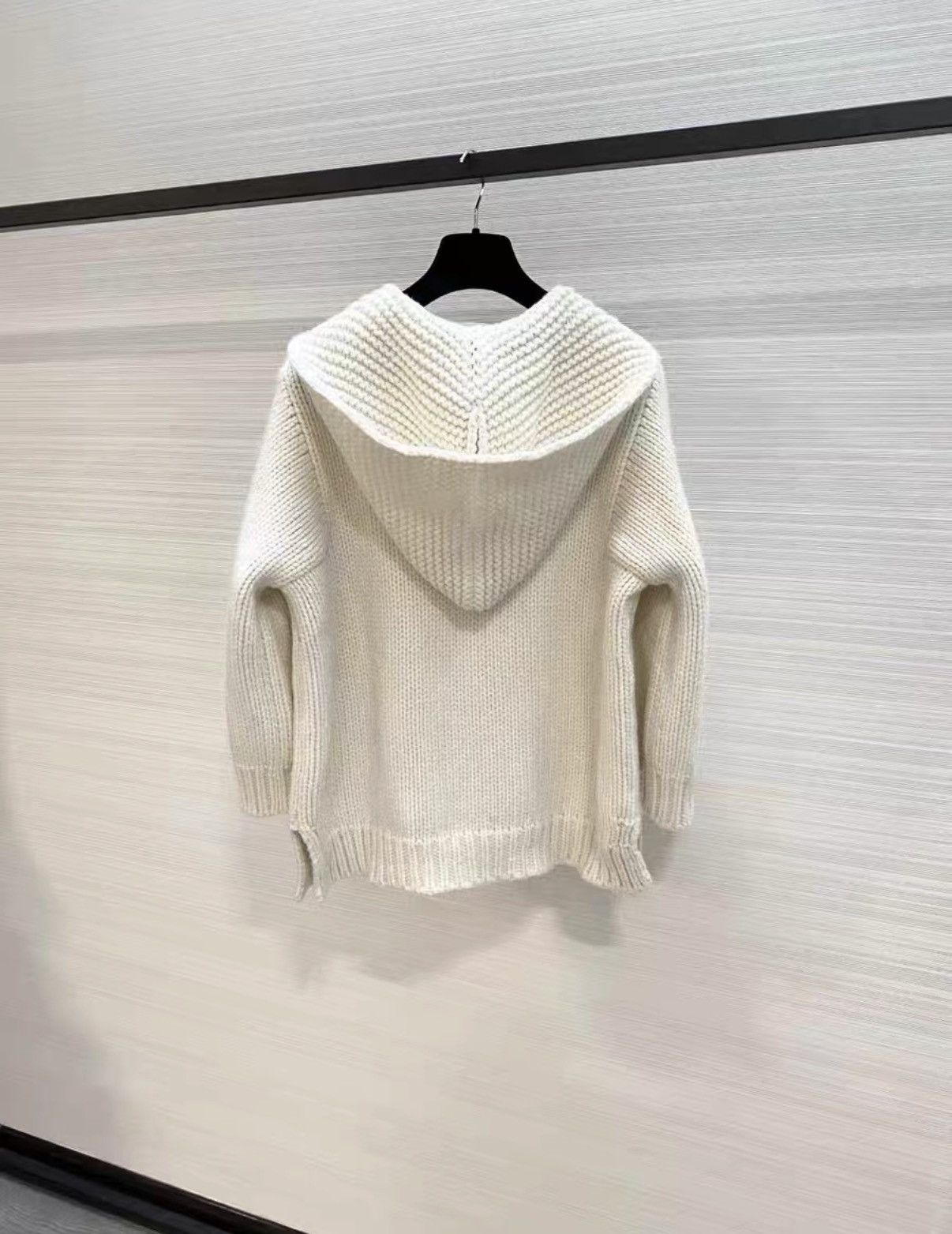 Celine Celine Stylish white large logo wool hooded knit sweater J33 Size S / US 4 / IT 40 - 2 Thumbnail