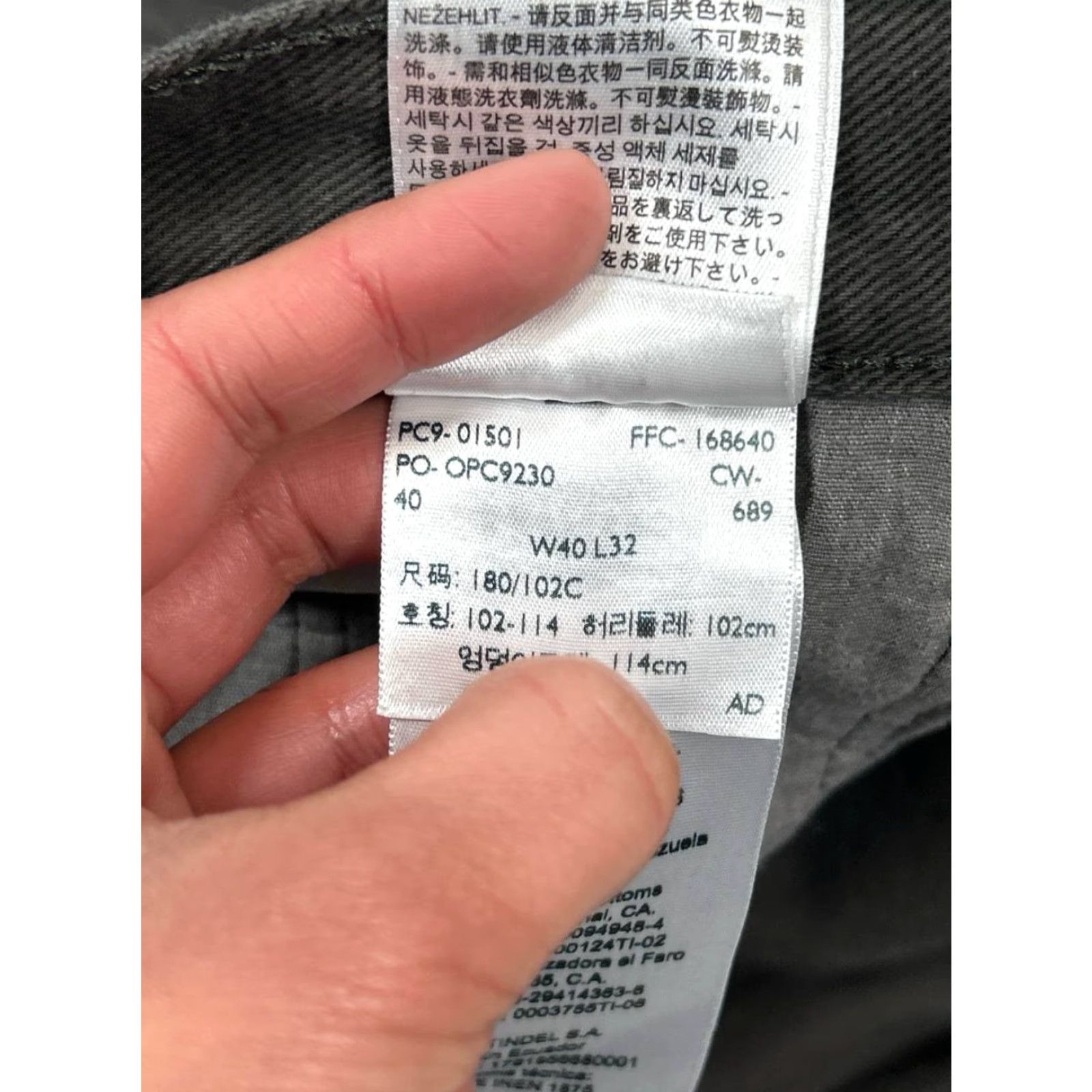 Levi's Levis 501 Jeans Mens Black Denim Tapered Leg Original Fit Logo Cotton 40x27 Size US 40 / EU 56 - 4 Thumbnail