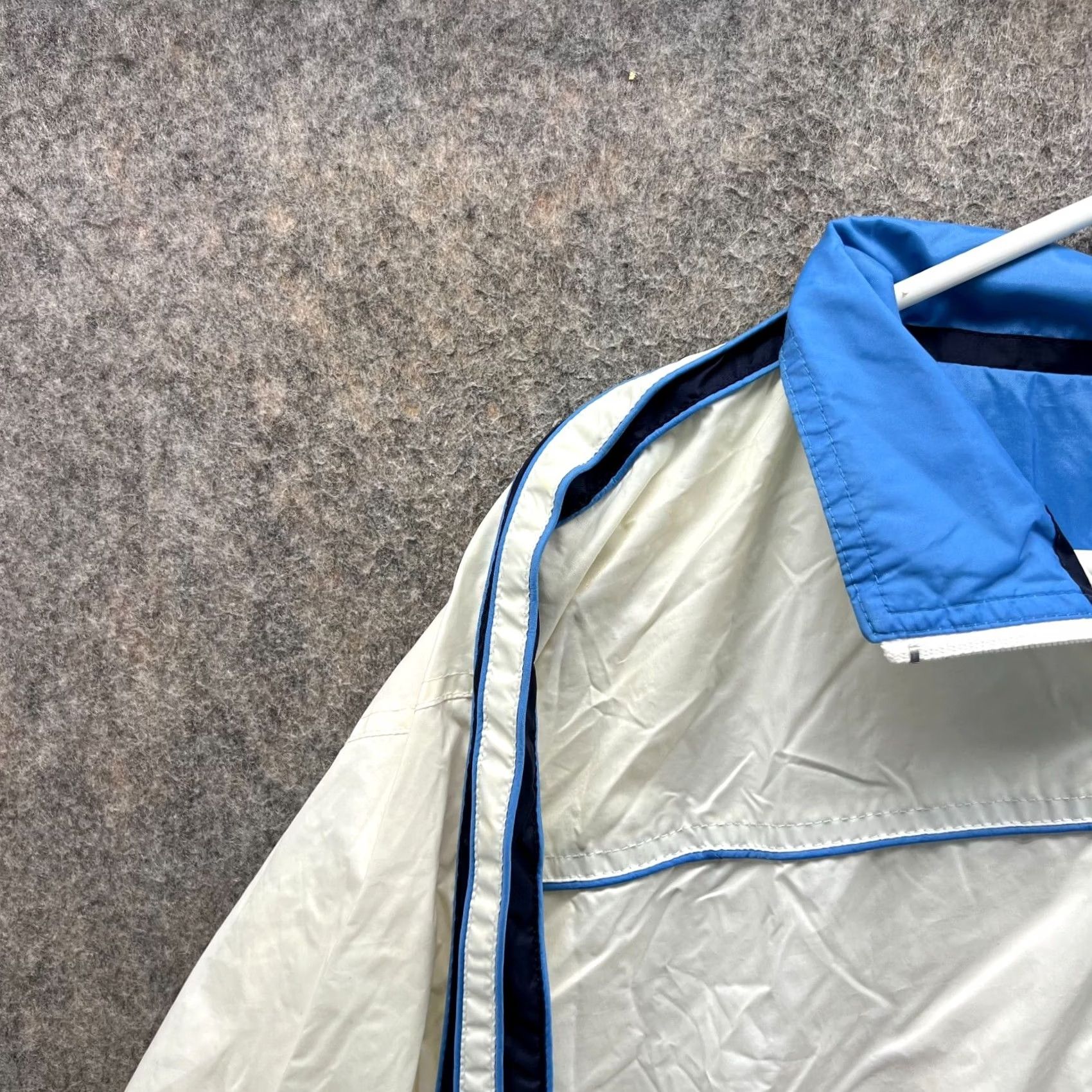 Wilson VINTAGE Wilson Jacket Mens M White Full Zip Track Windbreaker Nylon 90s Y2K Guess: 80s 90s Size US M / EU 48-50 / 2 - 7 Thumbnail
