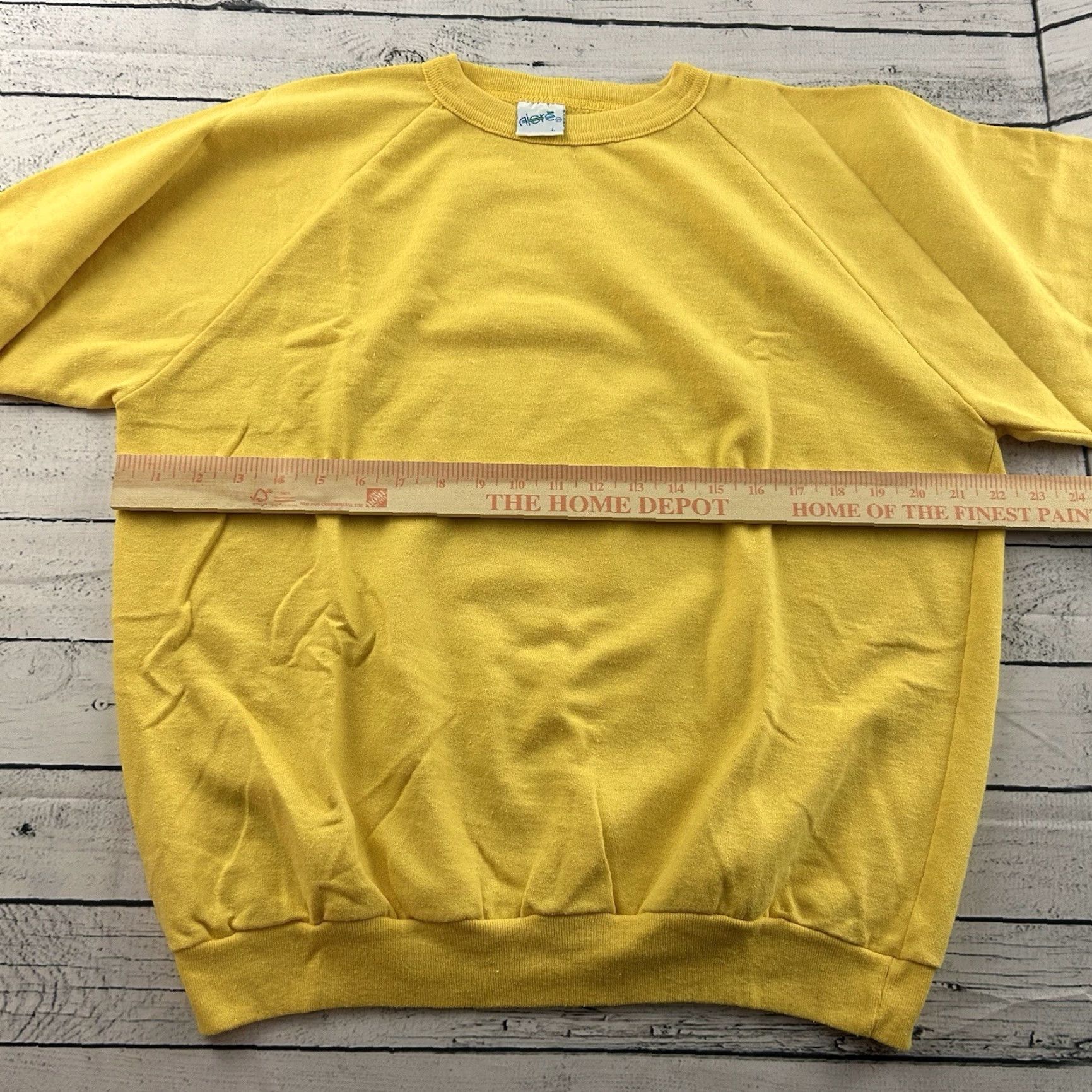 Vintage VINTAGE Alore Sweatshirt Mens Large Yellow Pullover Crewneck Shirt Size US L / EU 52-54 / 3 - 5 Thumbnail