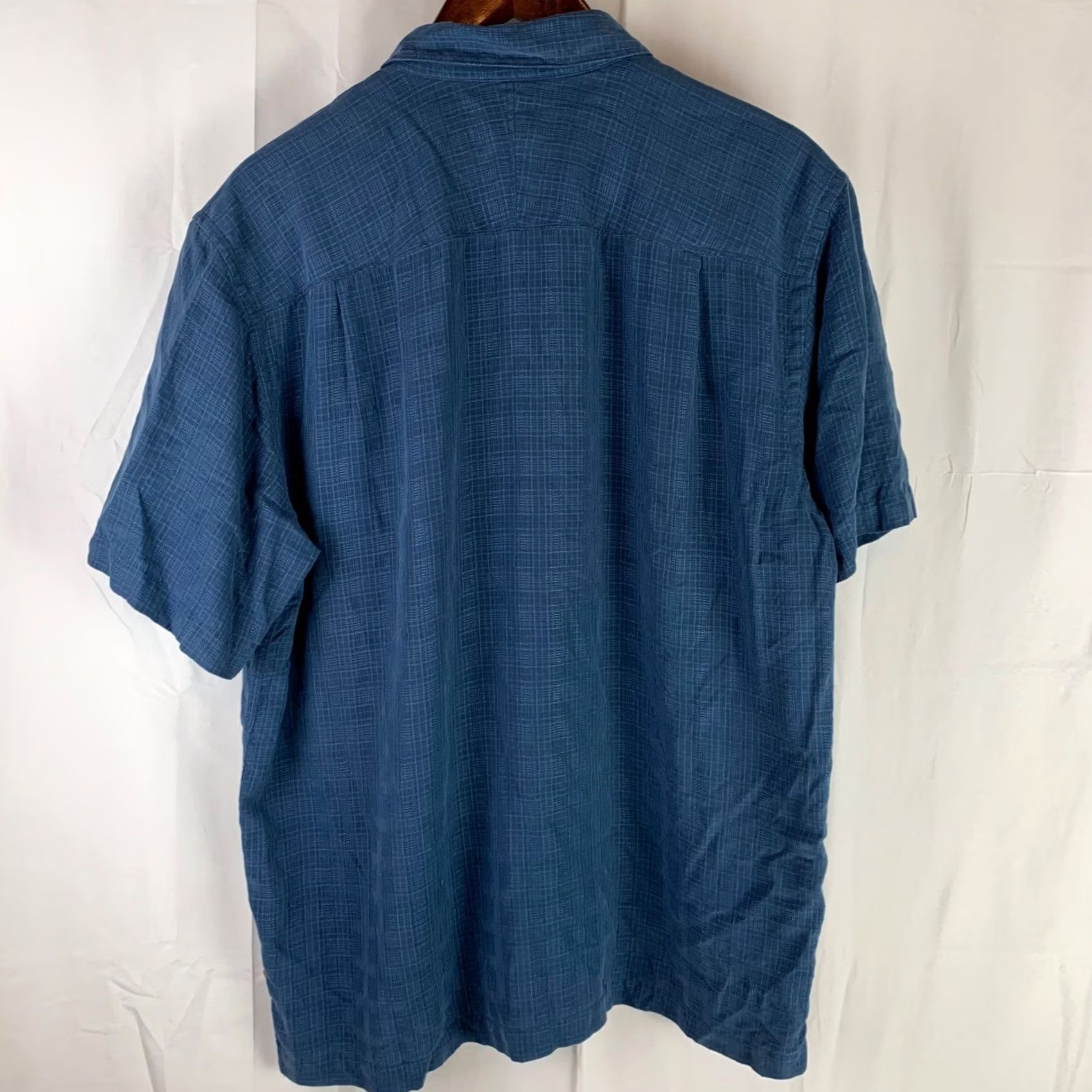 Quiksilver Quiksilver Waterman Collection Button-Down Mens Large Blue Textured Grid Shirt Size US L / EU 52-54 / 3 - 7 Thumbnail