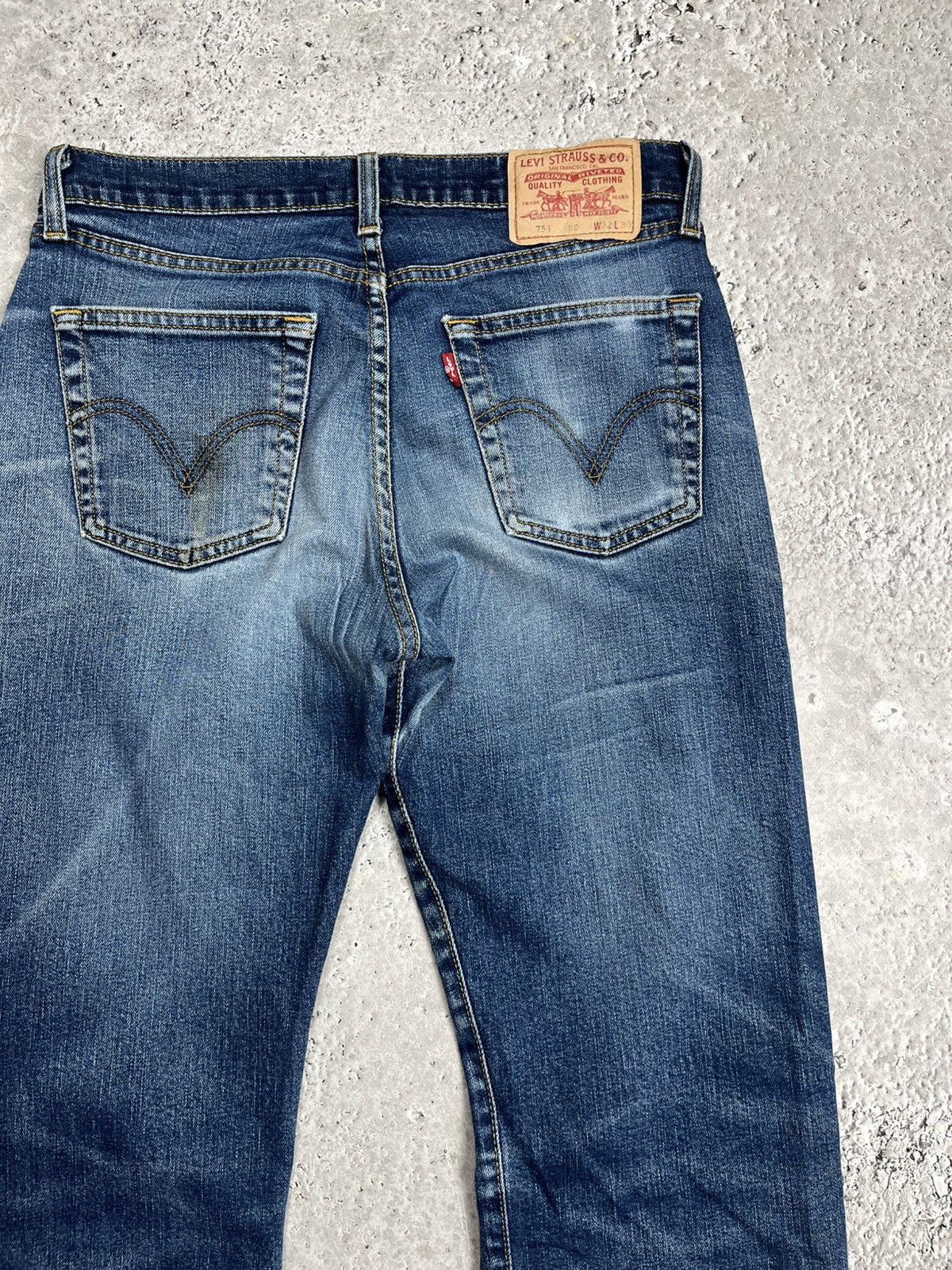 Levi's Levi’s 751 Vintage Blue Straight Leg Jeans W32 L30 Denim Size US 32 / EU 48 - 2 Thumbnail