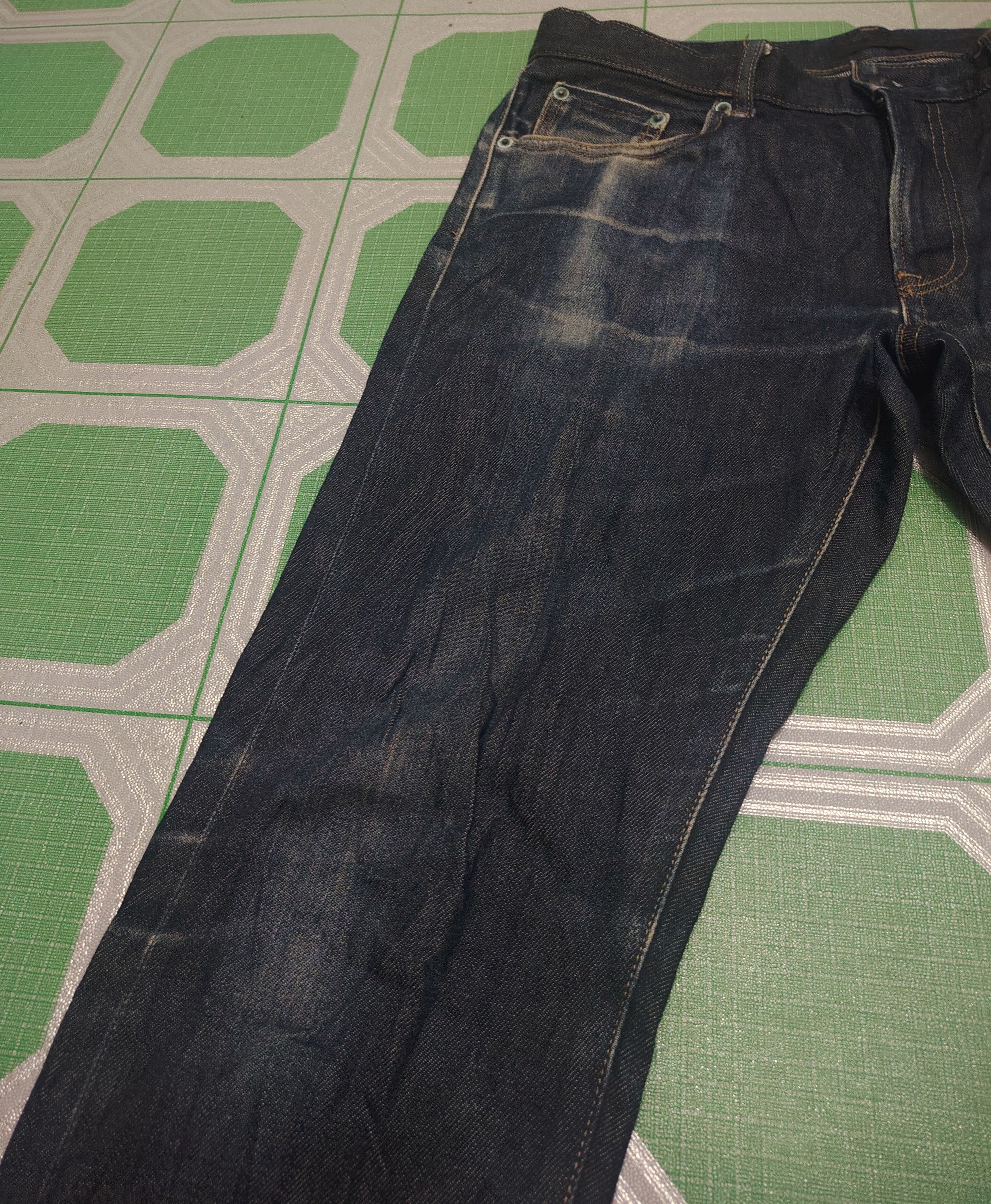 Undercover × Uniqlo Japan Uniqlo Selvedge Jeans Distressed Jeans Size US 34 / EU 50 - 13 Thumbnail