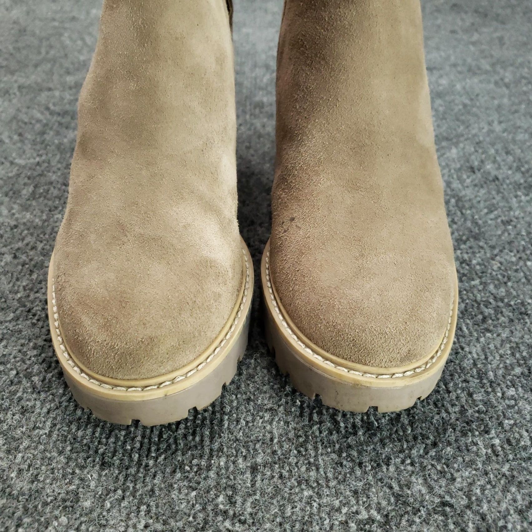 Dolce Vita Dolce Vita Boots Womens Size 9 Beige Suede Chelsea Lug Sole Ankle Chunky Size US 9 / IT 39 - 3 Thumbnail