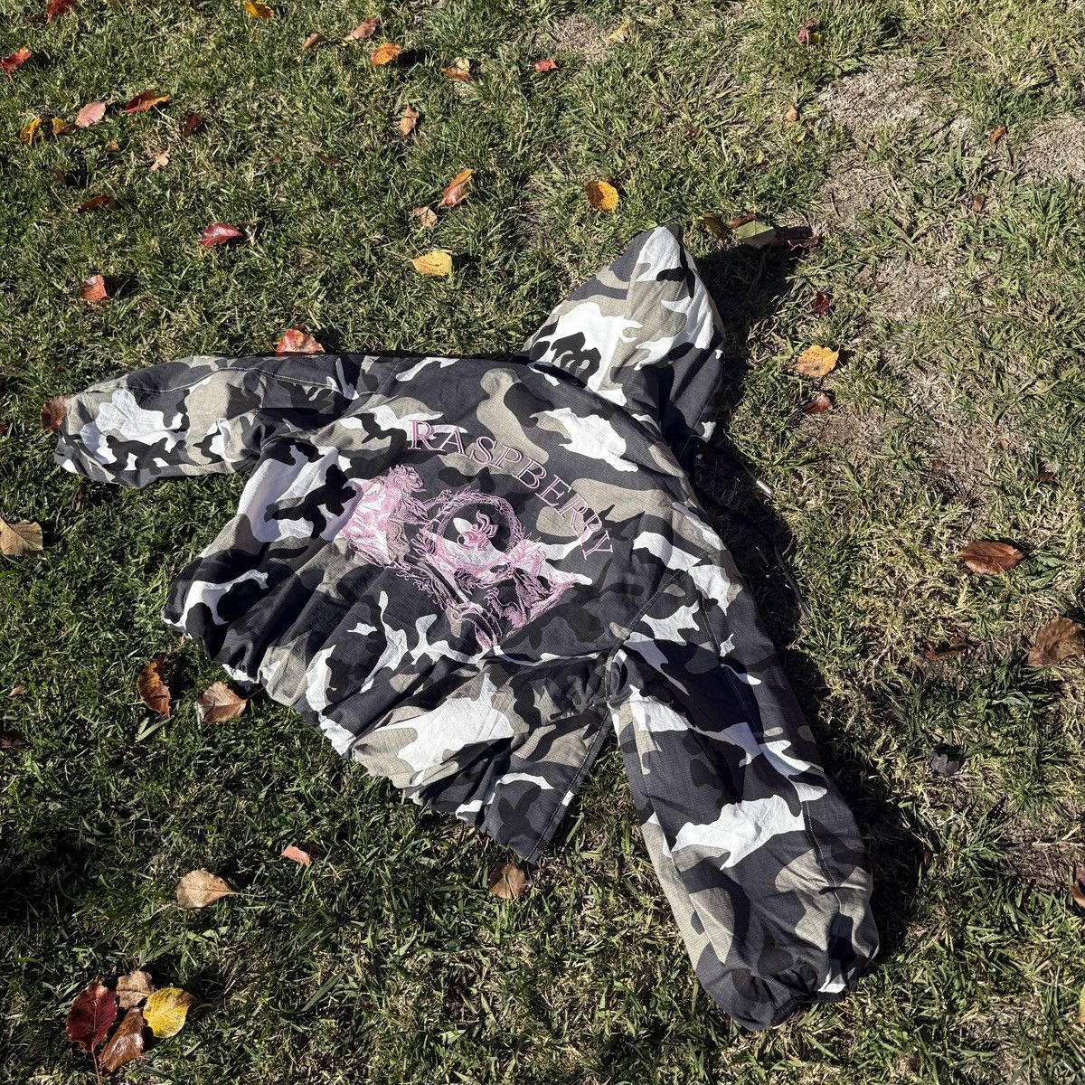 gv camo rasp bomber