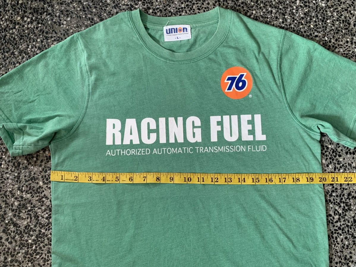 Vintage Vintage Union 76 Racing Fuel T Shirt Size US L / EU 52-54 / 3 - 8 Thumbnail