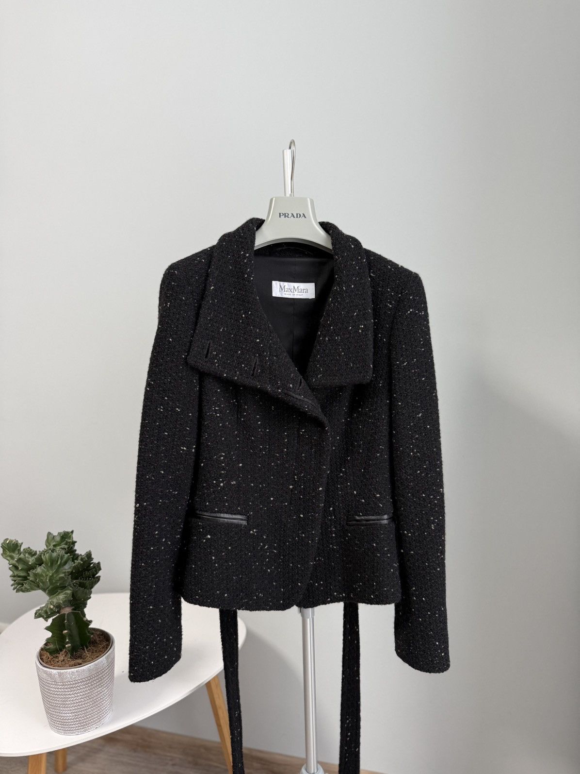 Max Mara Max Mara Black Wool Belted Jacket Tweed Speckled Short Coat Size XS / US 0-2 / IT 36-38 - 8 Thumbnail