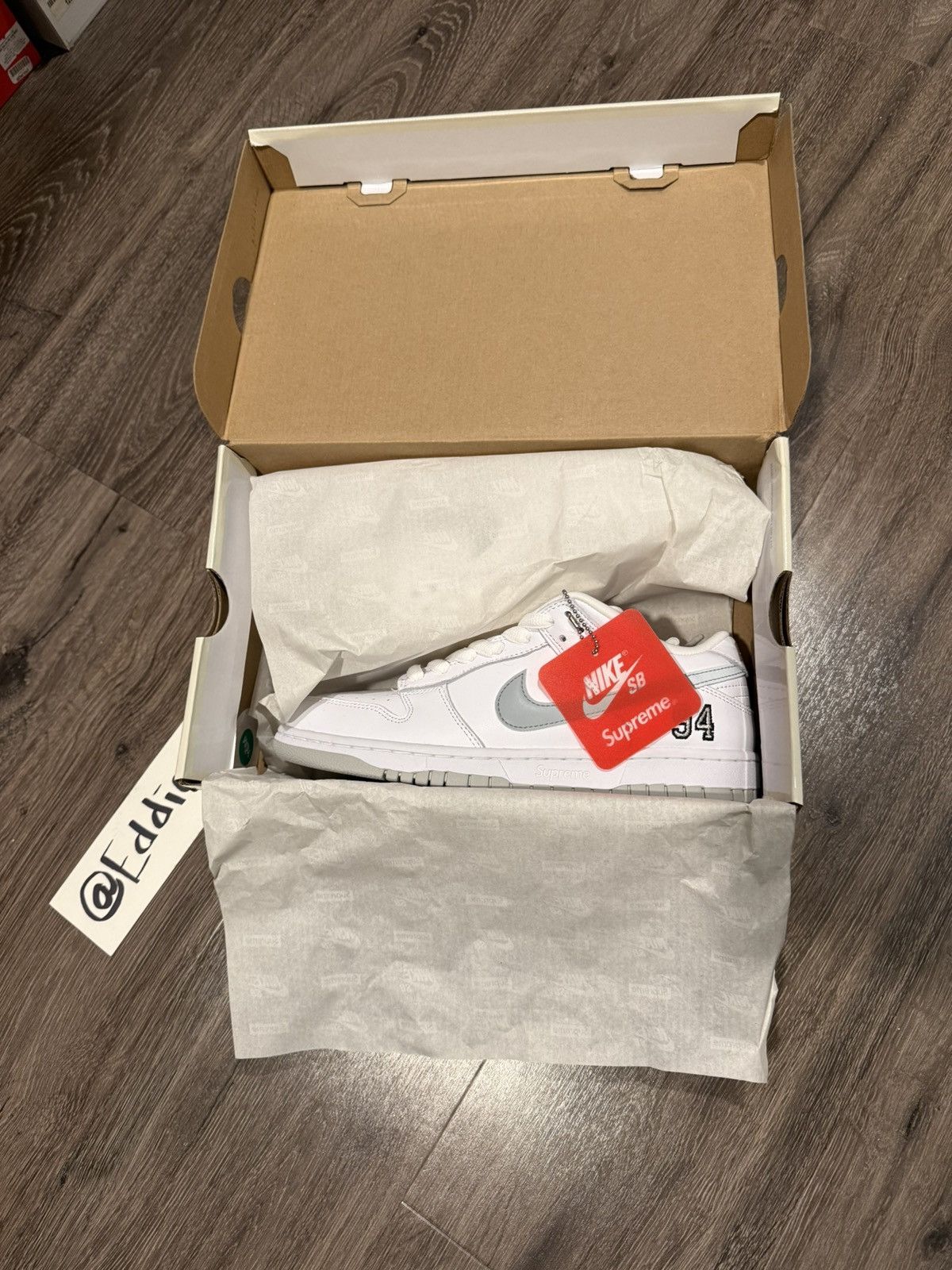 Nike × Supreme Nike SB Dunk Low Supreme 94 Size US 8.5 / EU 41-42 - 2 Thumbnail