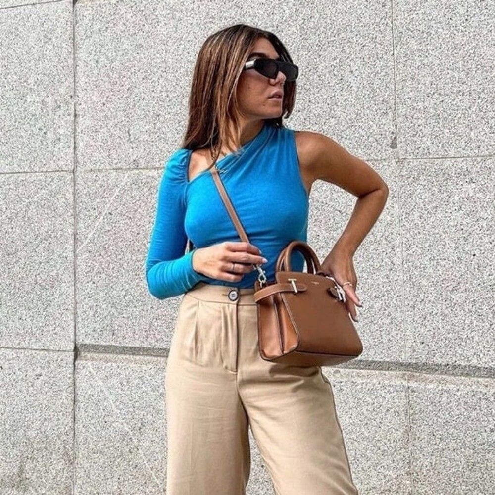 Zara Zara Asymmetrical Top Size Medium 5644/816 Size M / US 6-8 / IT 42-44 - 1 Thumbnail