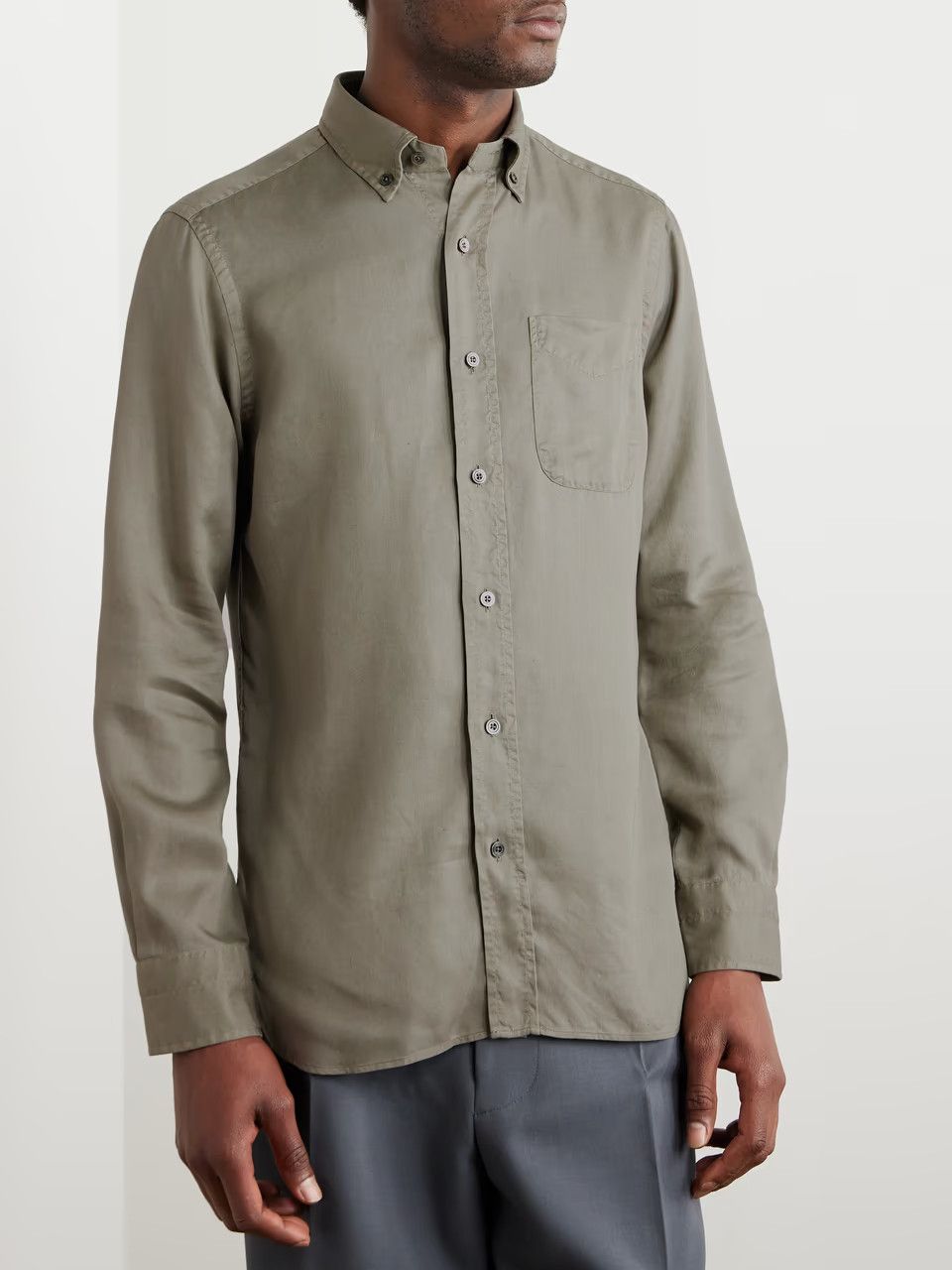 Tom Ford o1y0425 Solid Color Shirt in Khaki Size US M / EU 48-50 / 2 - 2 Thumbnail