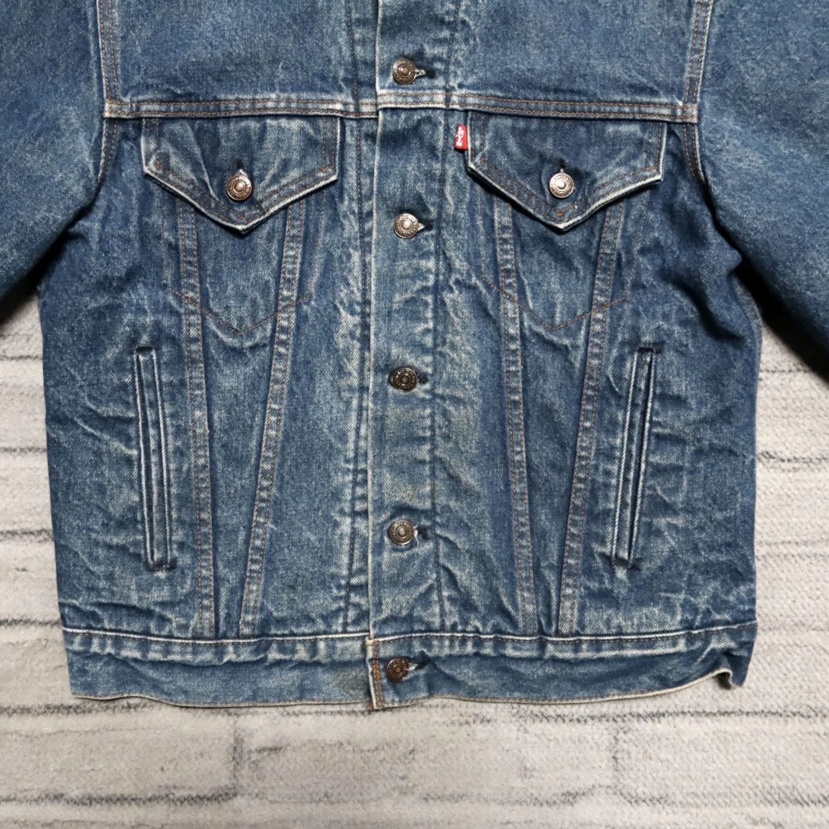 Levi's VINTAGE Levi's Jacket Denim Trucker 90s Sherpa Lined Medium Wash Jacket Mens 40"} Size US 40 / EU 56 - 3 Thumbnail