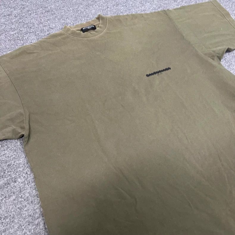 Balenciaga Balenciaga Delete lines to make old short-sleeved T-shirts Size US S / EU 44-46 / 1 - 3 Thumbnail