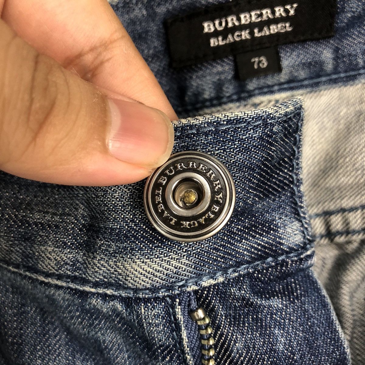 Burberry DLL Burberry Blue Distressed Denim Pants #C252 Size US 29 - 13 Thumbnail
