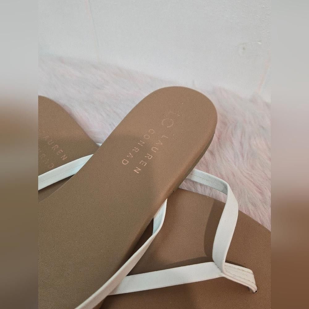 Designer Lauren Conrad Flip Flops Size US 8 / IT 38 - 2 Thumbnail