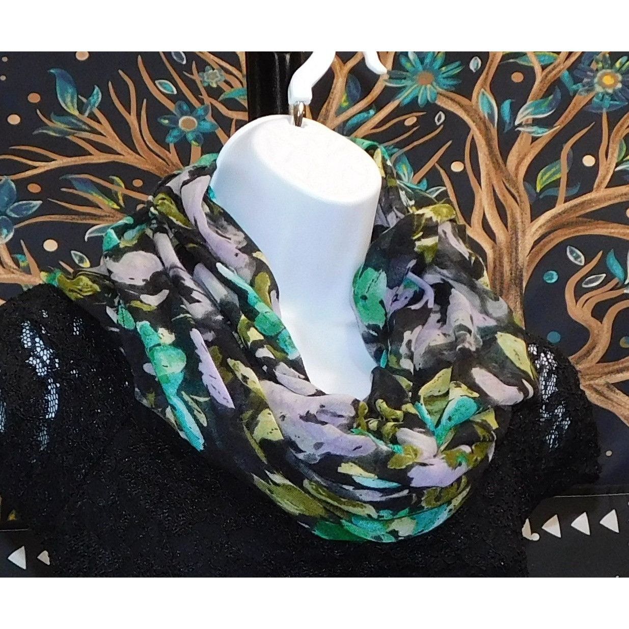 Other Cottgaecore Floral Infinity Scarf Lightweight Black With Gre Size ONE SIZE - 2 Thumbnail