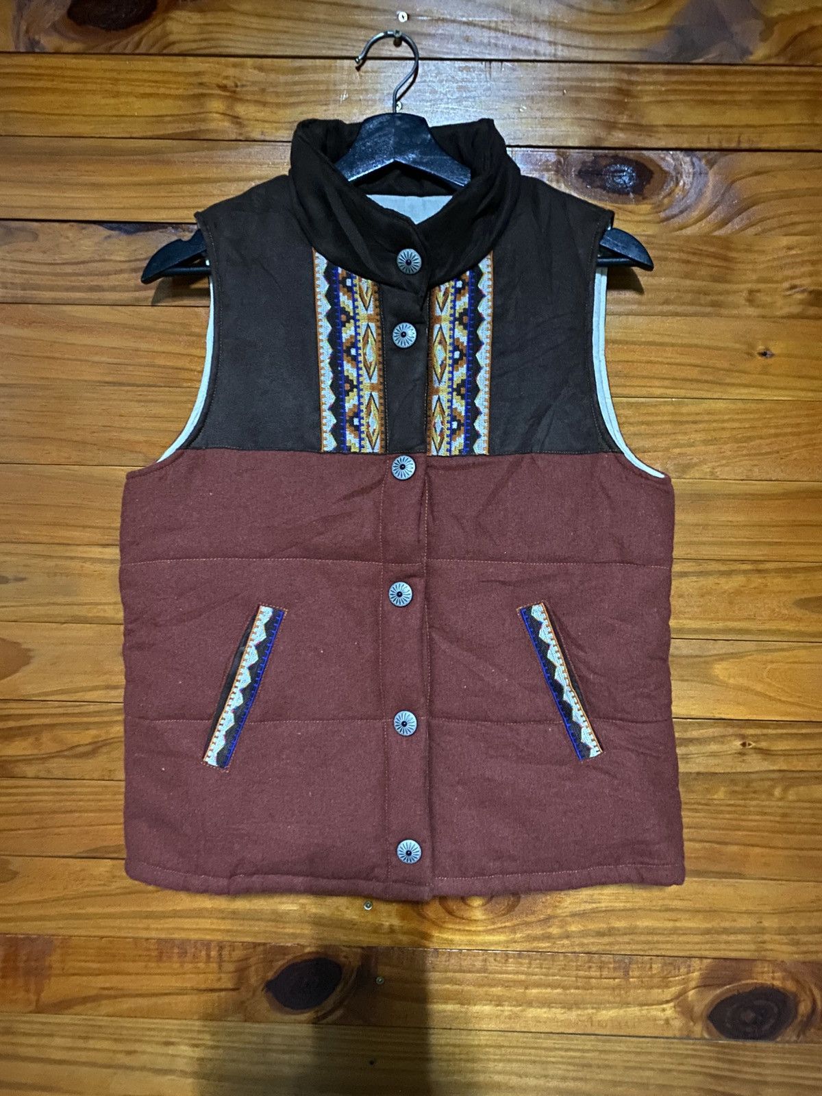 Japanese Brand Vintage RimLimit Tribal Pattern Puffer Vest – Brown & Maroon Size US S / EU 44-46 / 1 - 4 Thumbnail