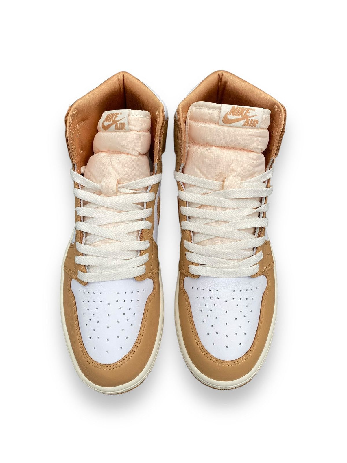 Jordan Brand × Nike Air Jordan 1 Retro high OG praline Size US 10 / EU 43 - 3 Thumbnail